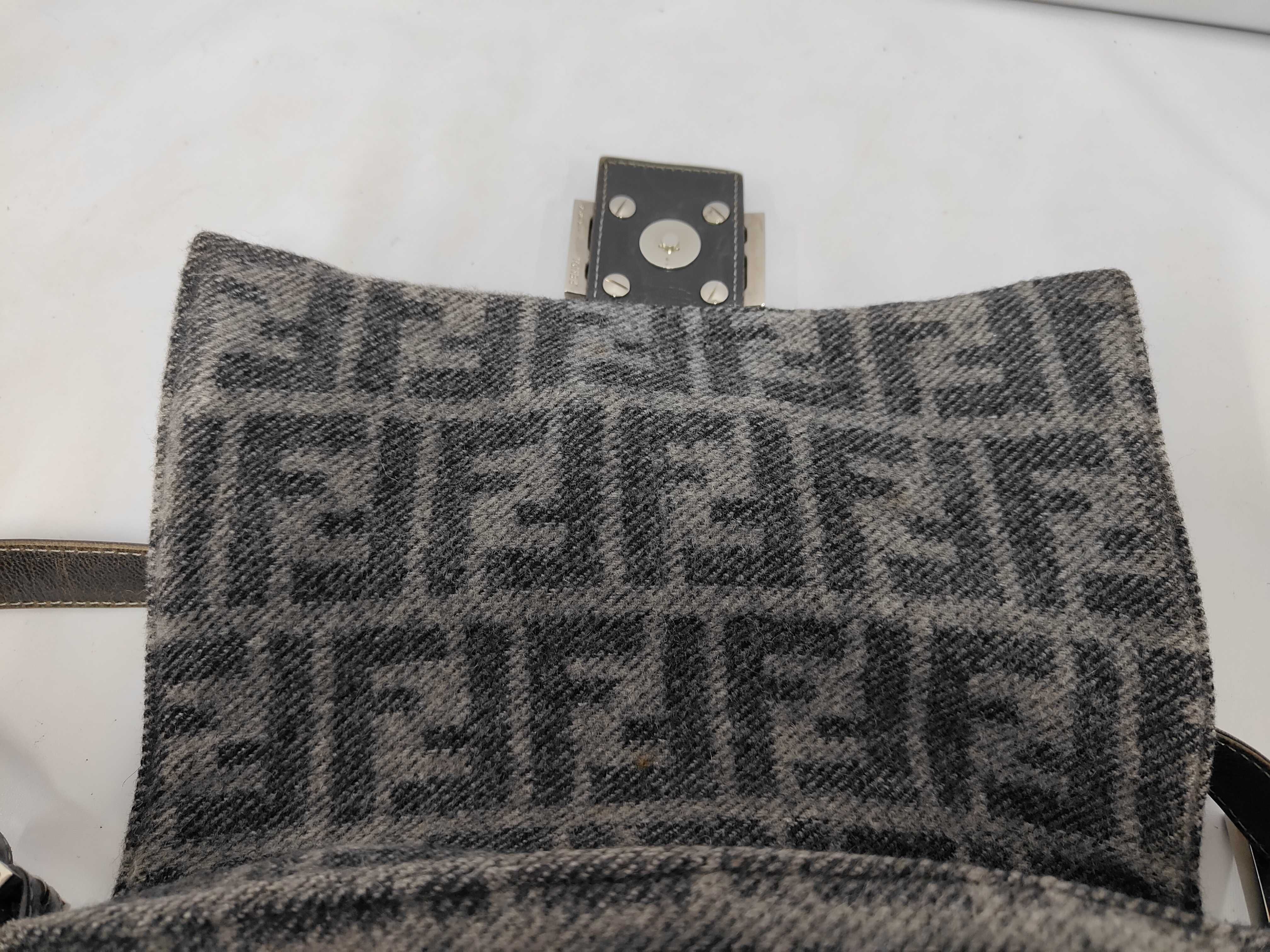 Grey Wool Mamma Bucket Bag 2308 26325 099 — view 9