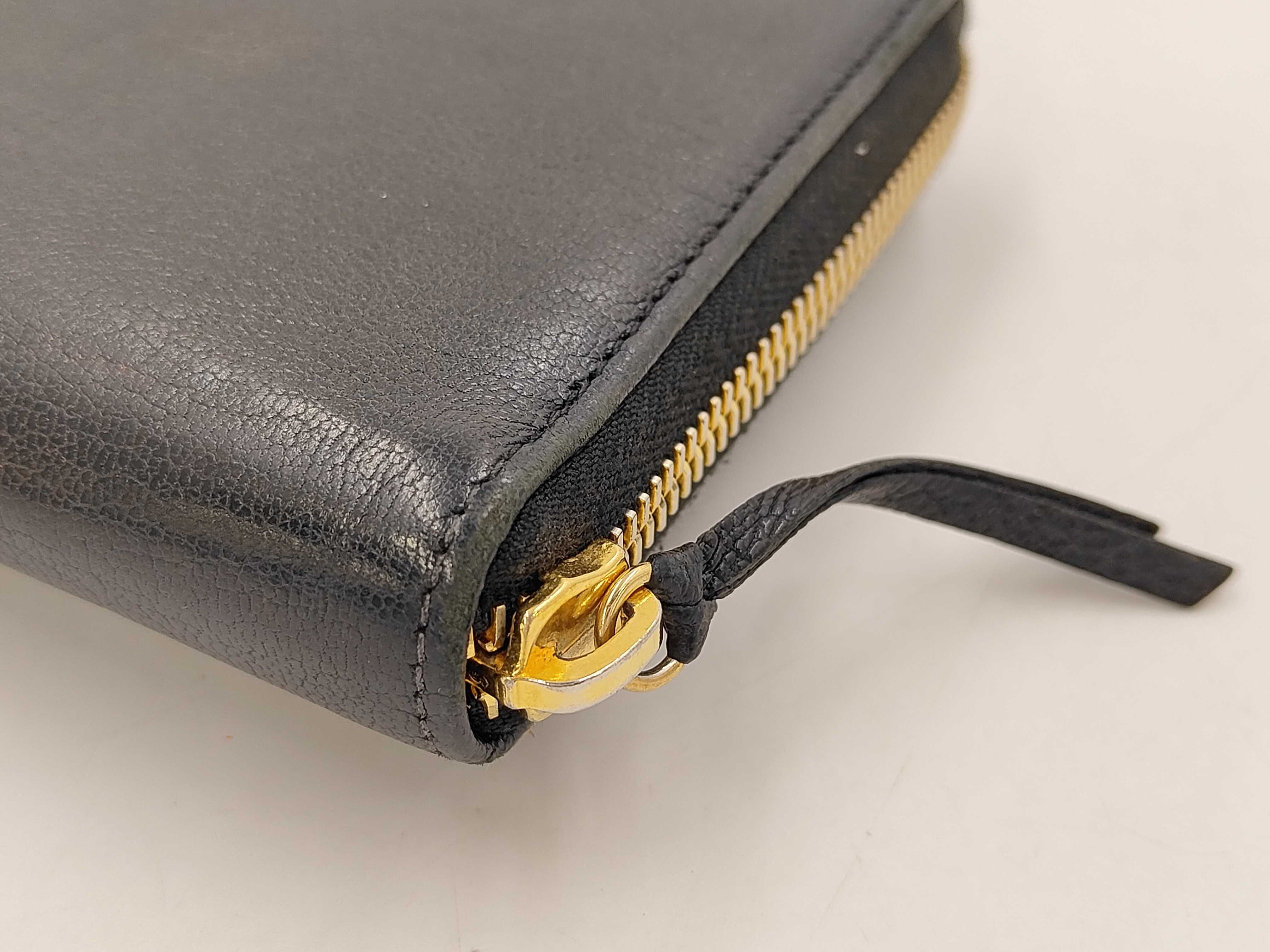 wallet — view 3