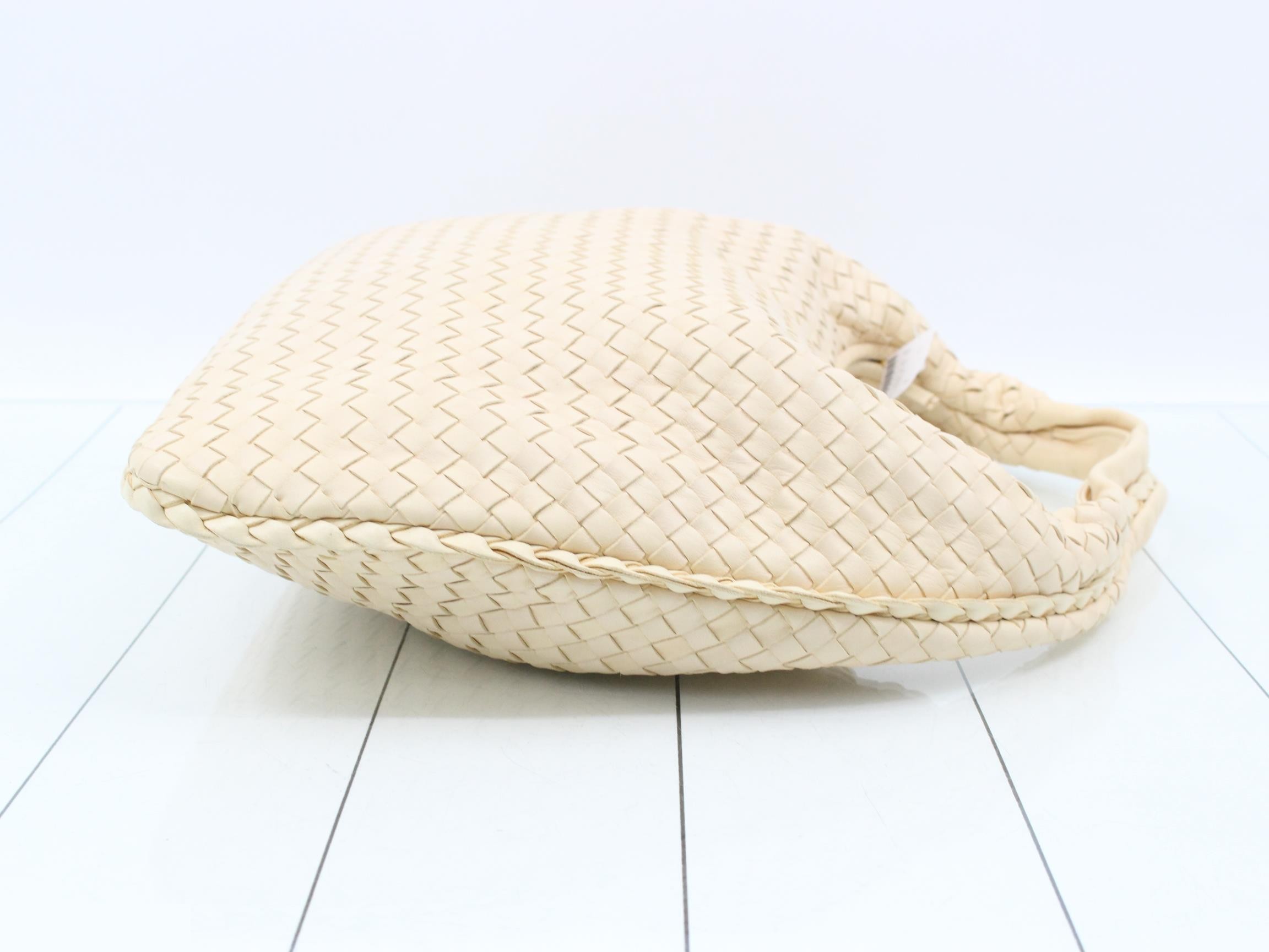 Intrecciato Hobo Leather Beige Gold — view 3