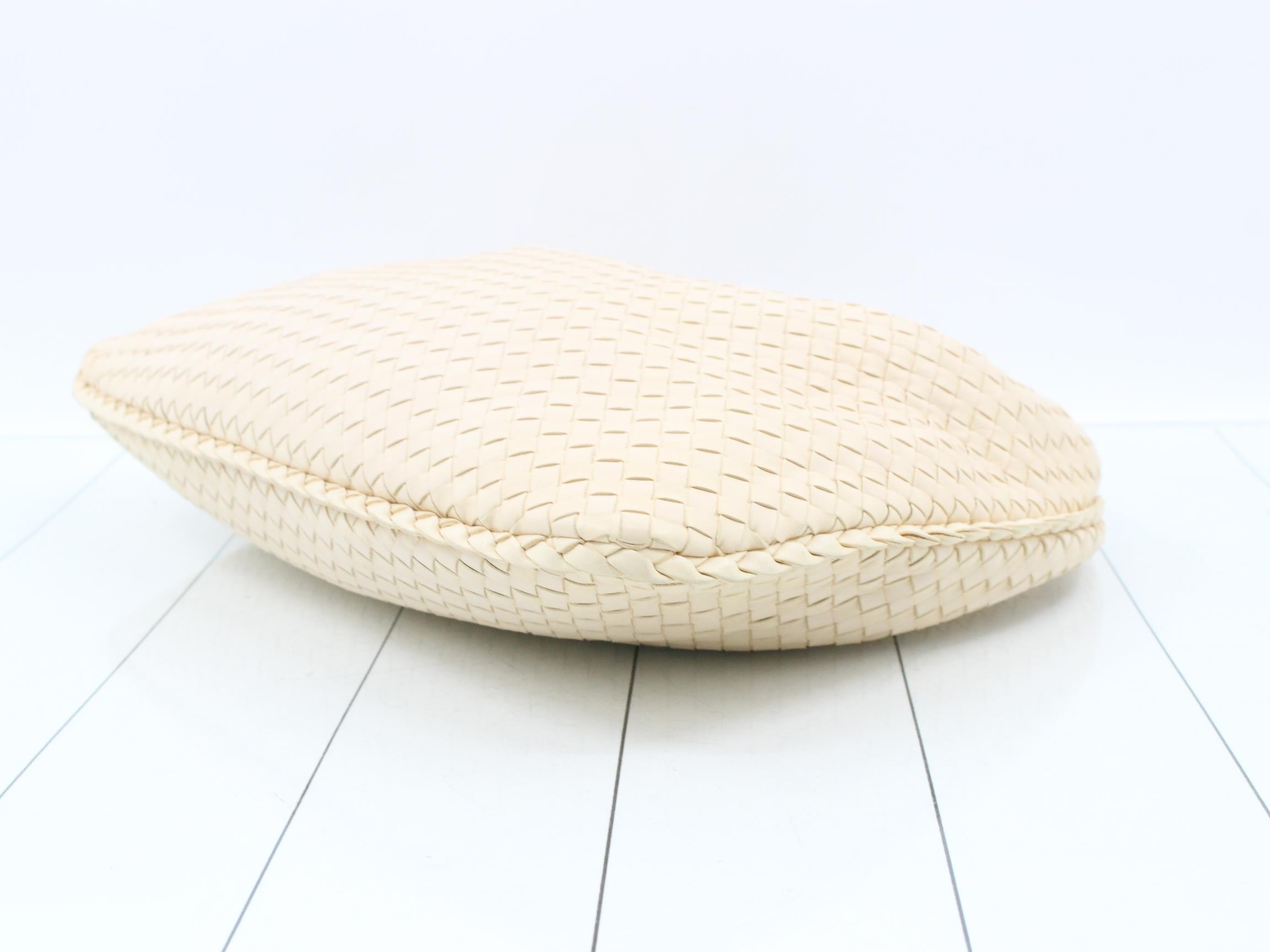 Intrecciato Hobo Leather Beige Gold — view 6