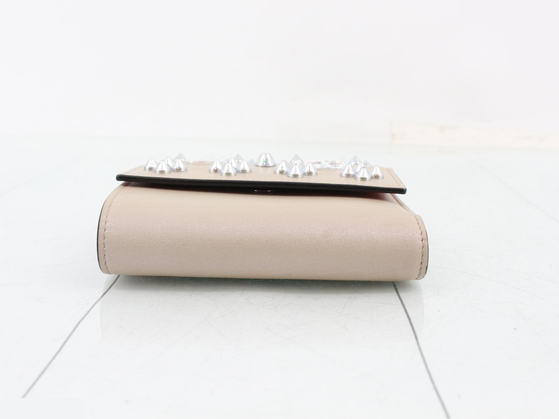 Other lines: Bags and Wallets — view 3