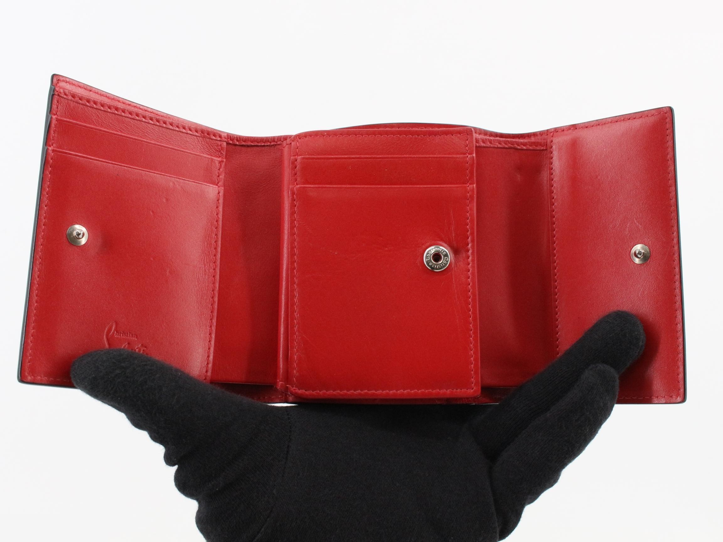 Other lines: Bags and Wallets — view 4