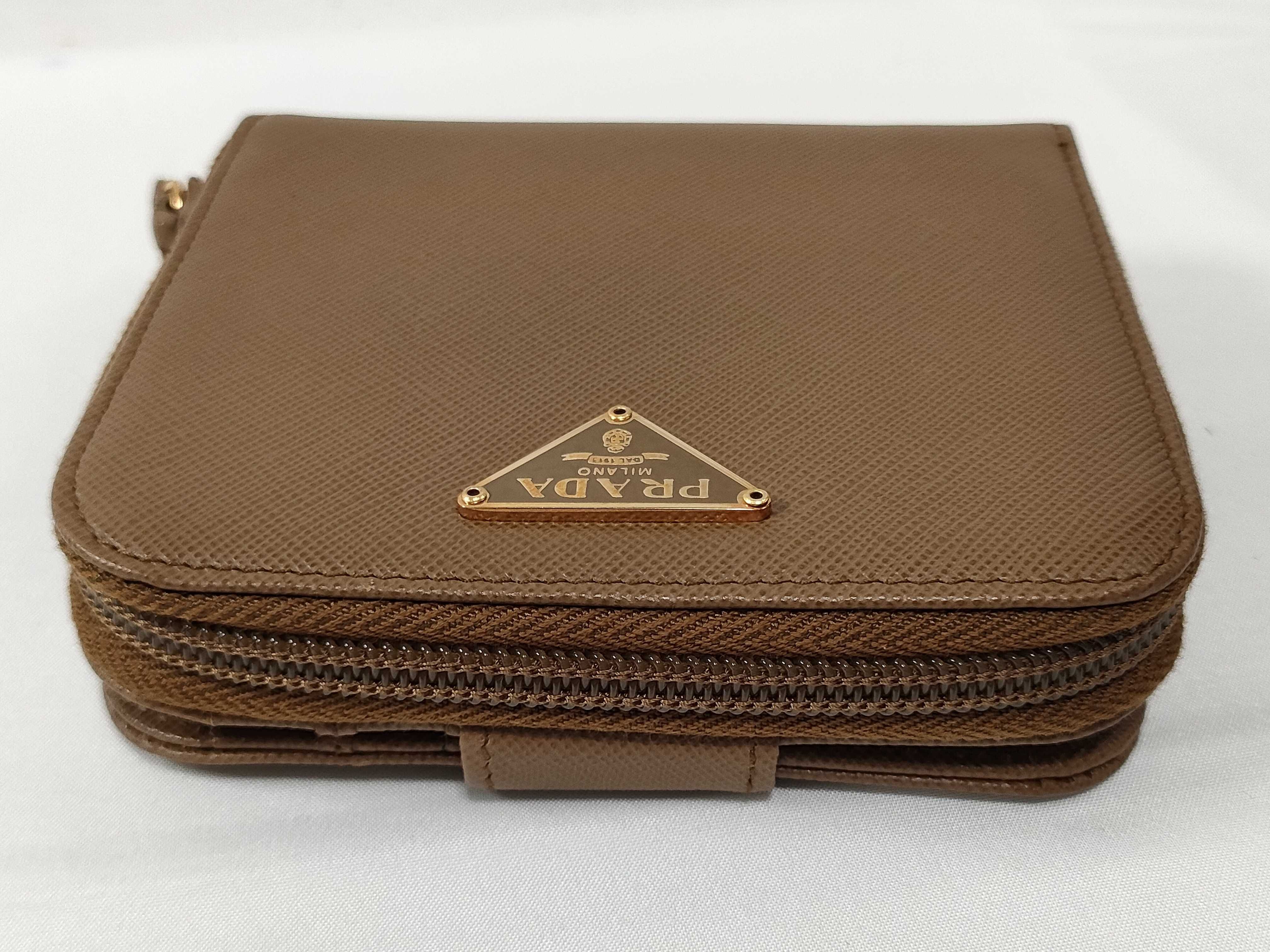 Saffiano / Folding Wallet / Leather Wallet — view 6