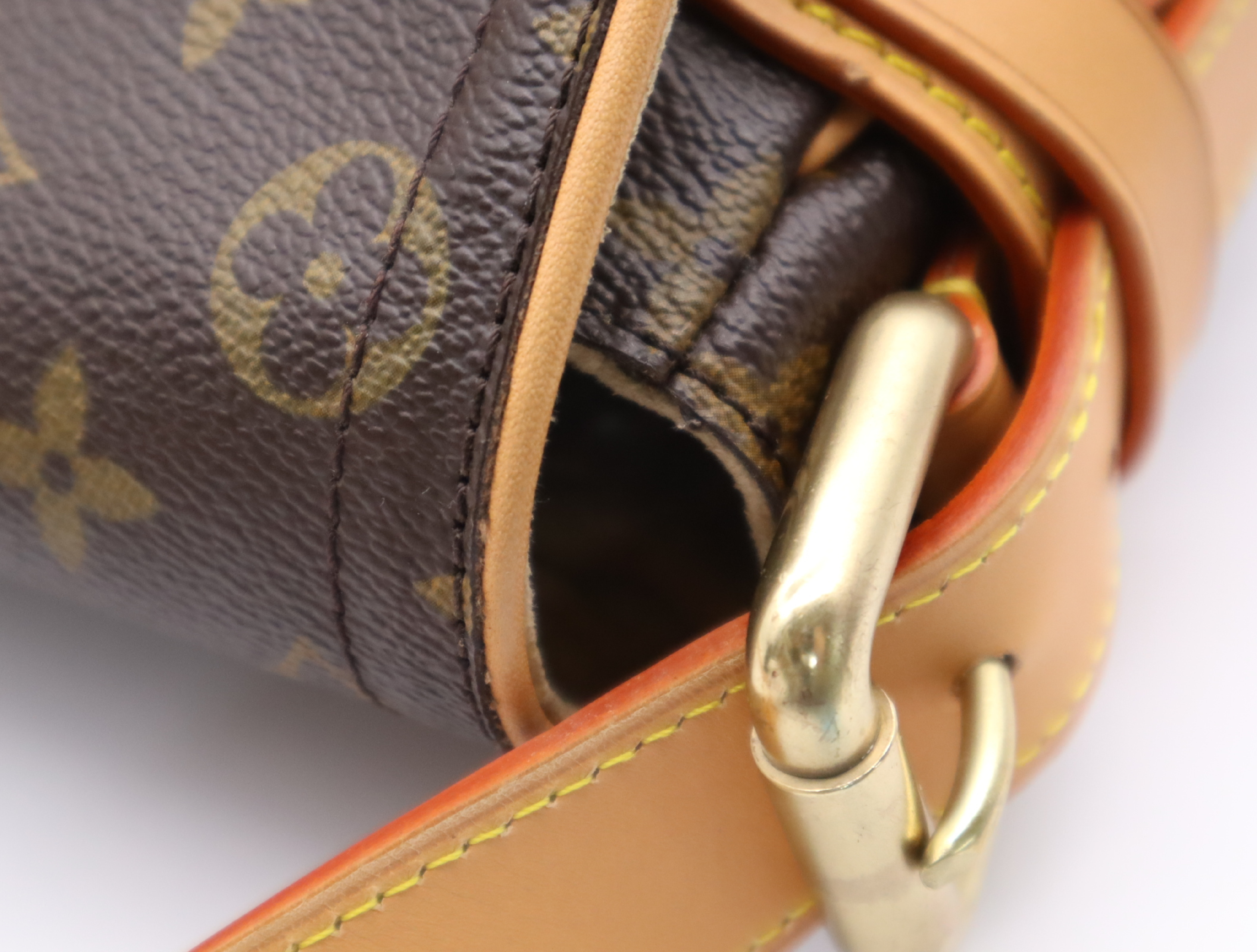M40027 Monogram Hudson PM Shoulder Bag — view 9