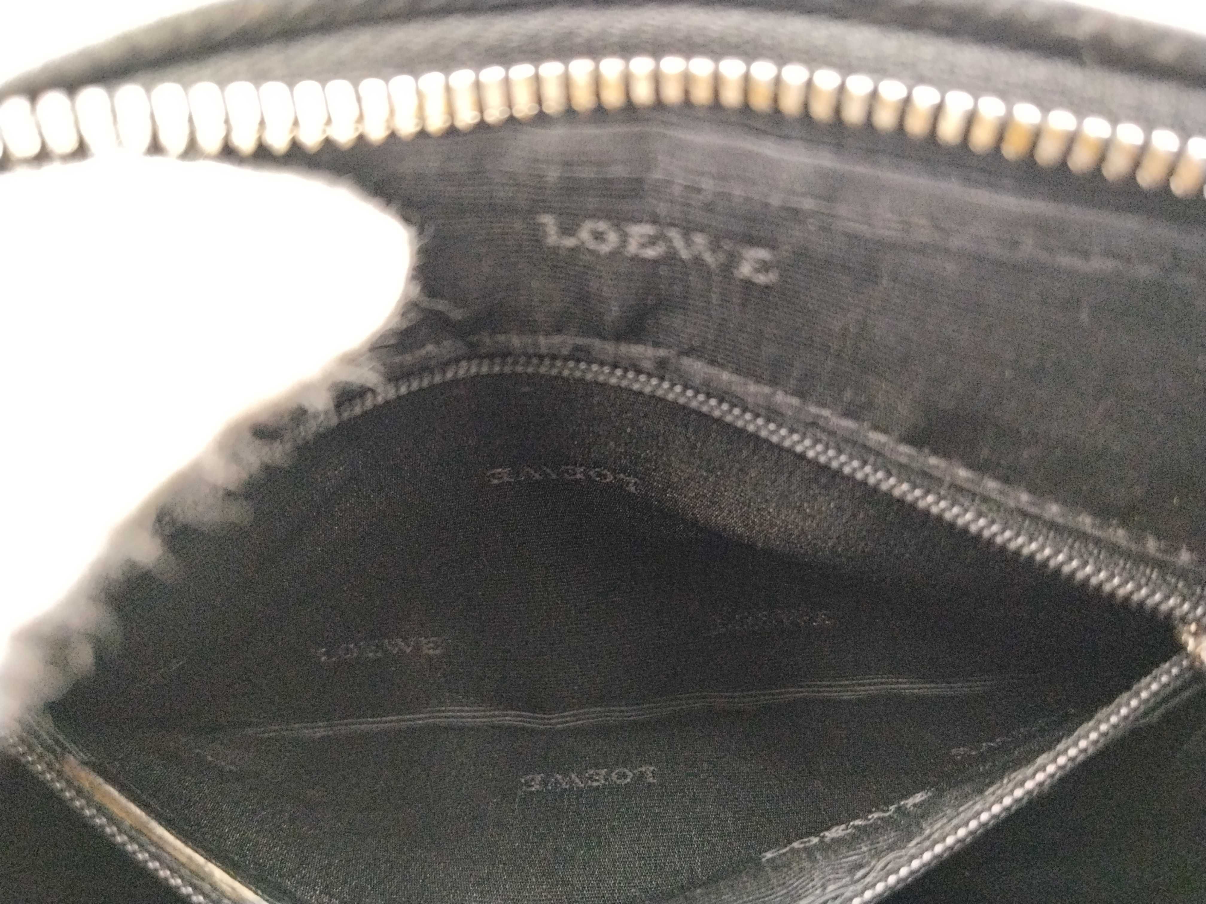 Half Moon Grain Leather Handbag/Shoulder Bag, Black — view 12