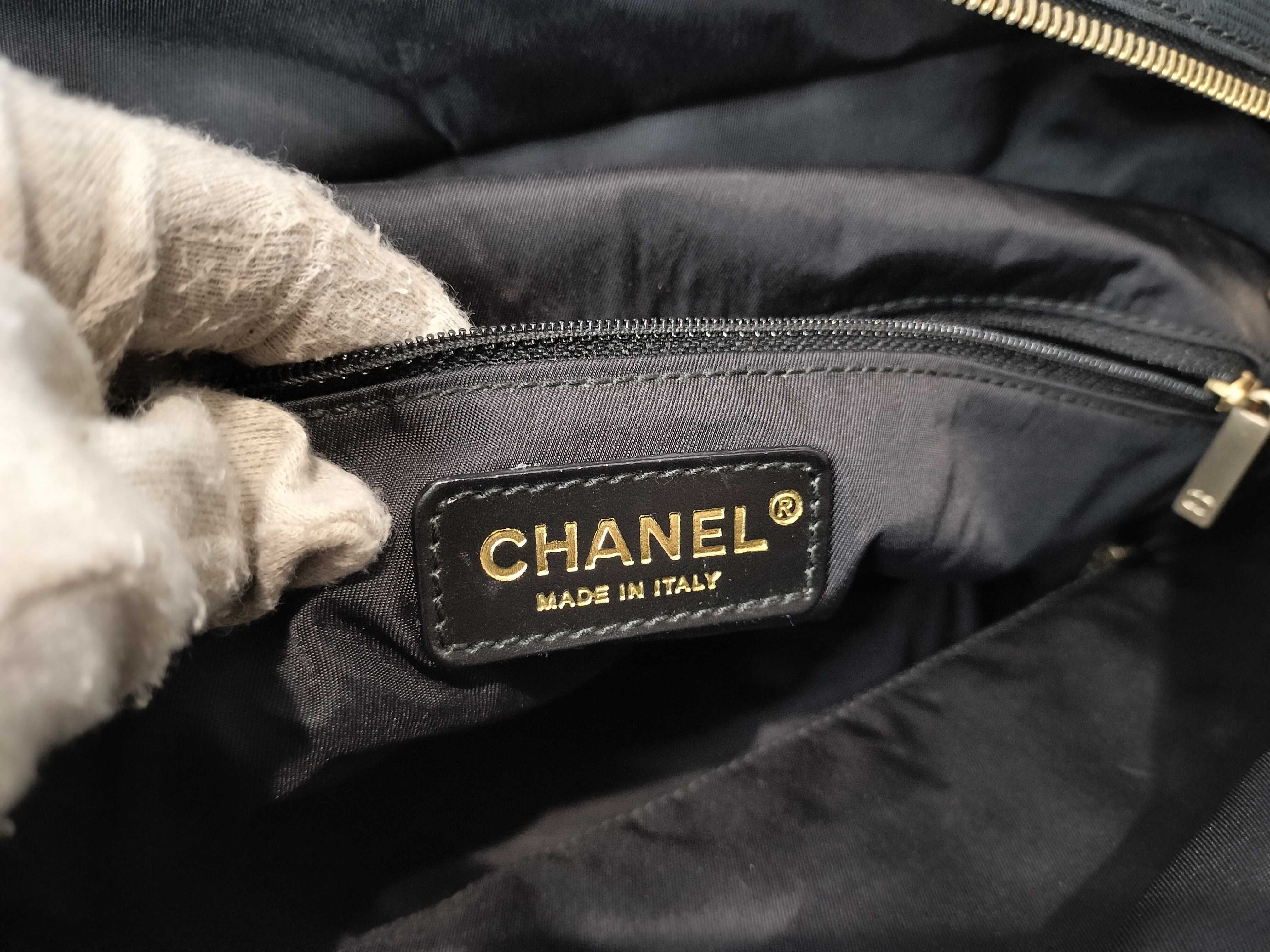 New Travel Line Tote Bag — view 11