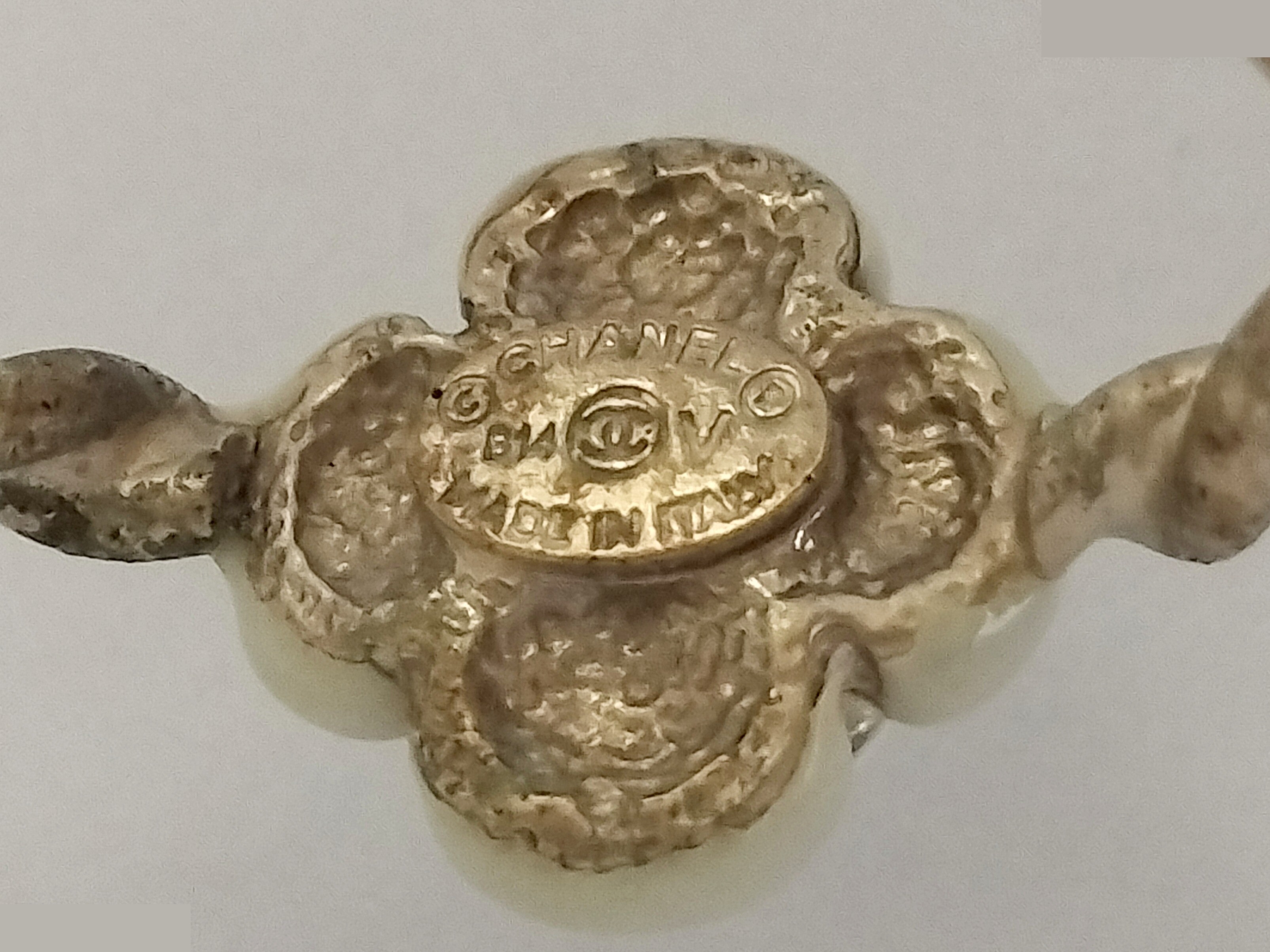 Camellia gold ring #9 — view 2