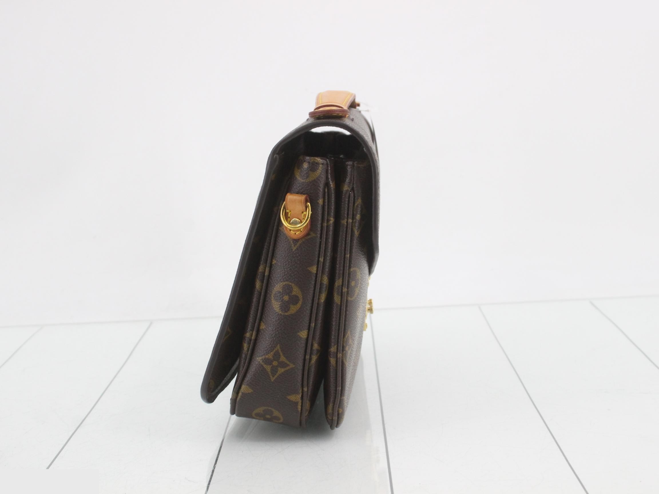 Monogram Pochette Metis MM 2-Way Handbag — view 4