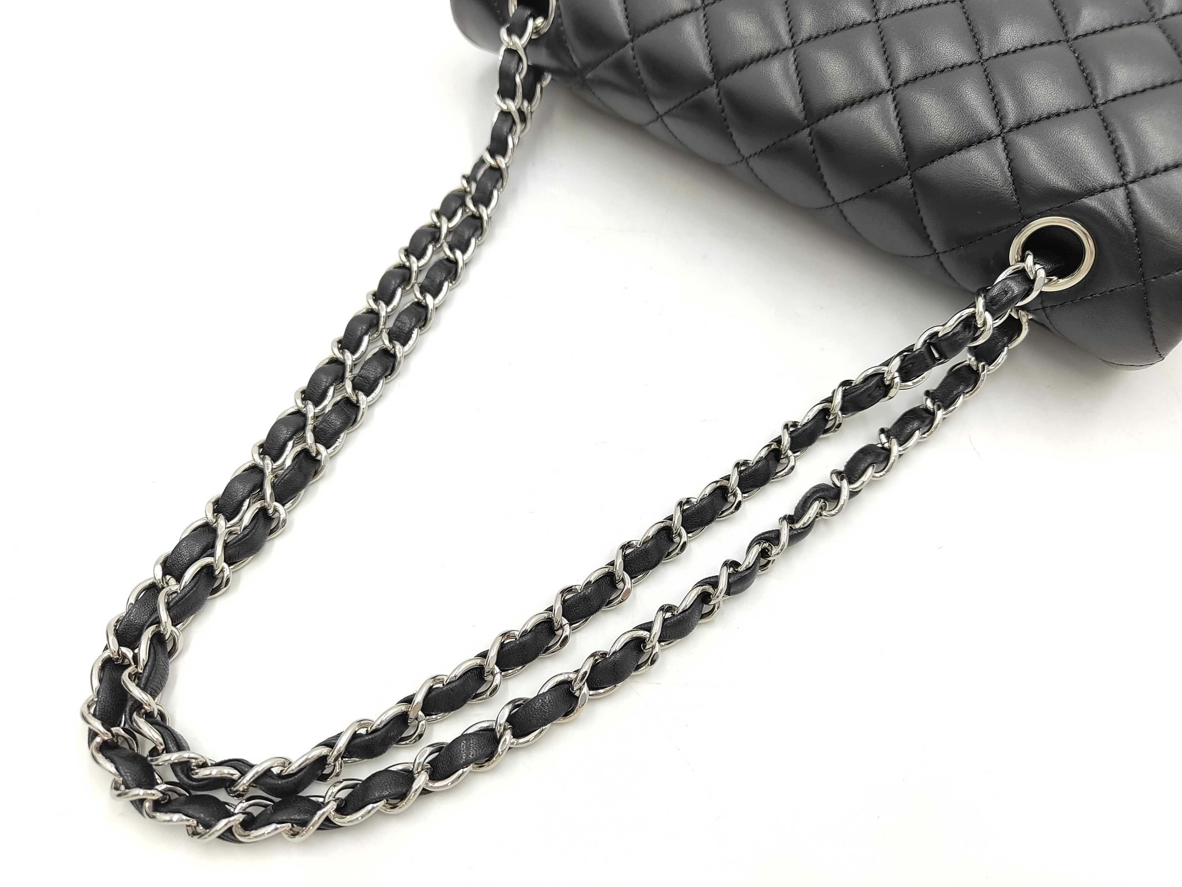 Matelassé 25 Double Flap Chain Shoulder Bag, Lambskin, 24906657 (Shoulder Bag) — view 3