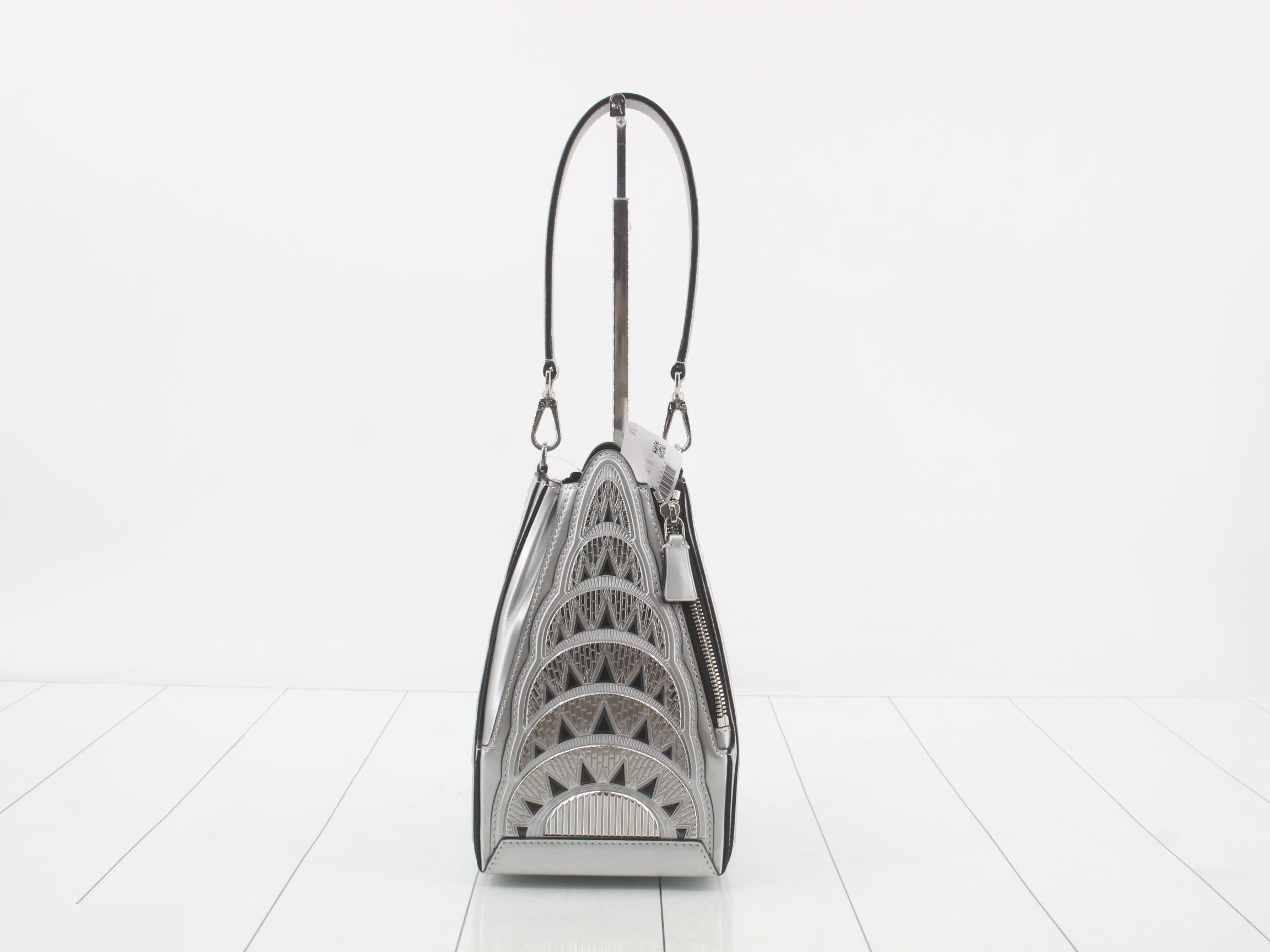 LV handbag — view 2