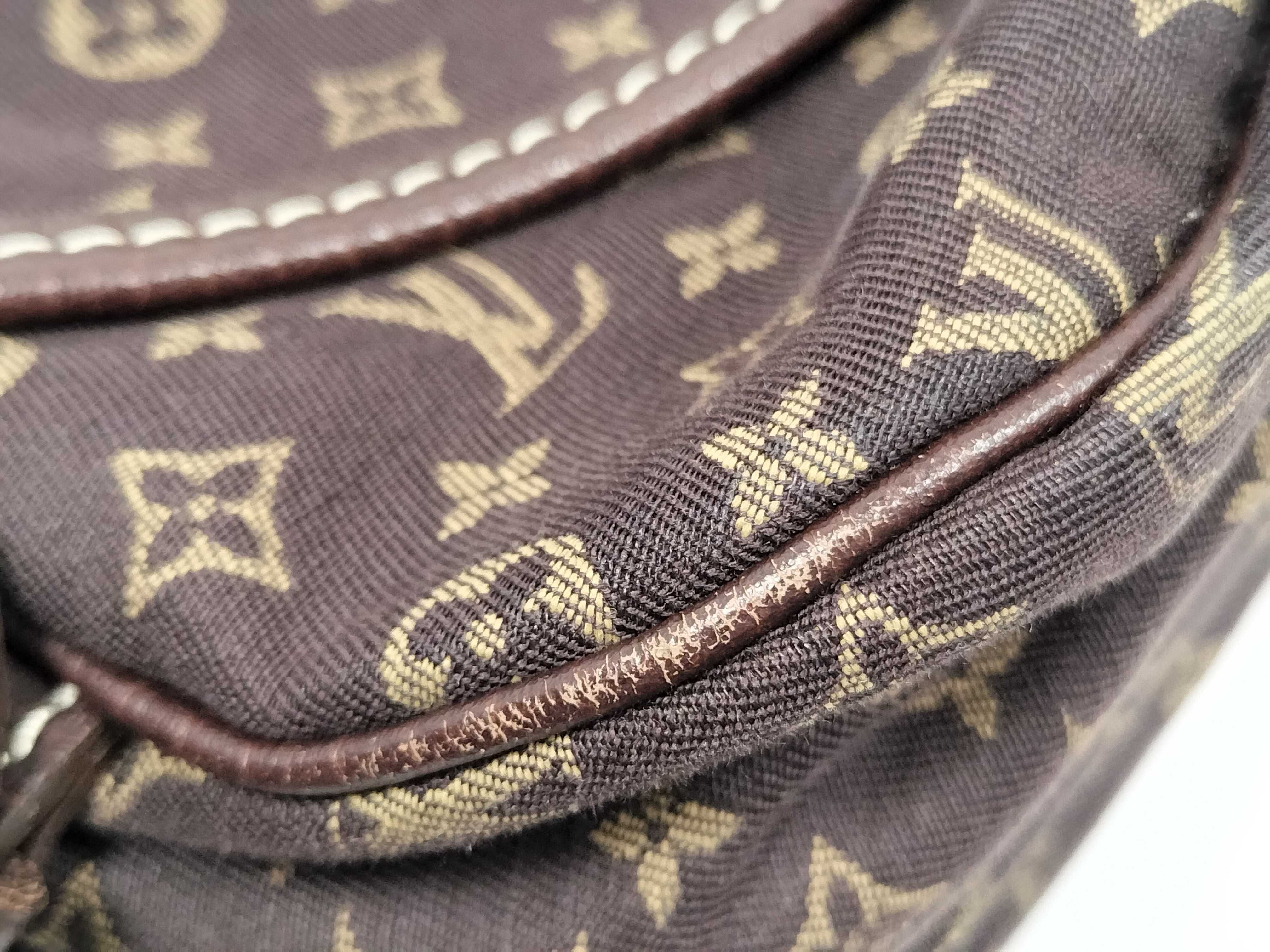 Monogram Mini Lin Saumur Shoulder Bag, no tears expected. Price: 50,000-52,000 yen. — view 14