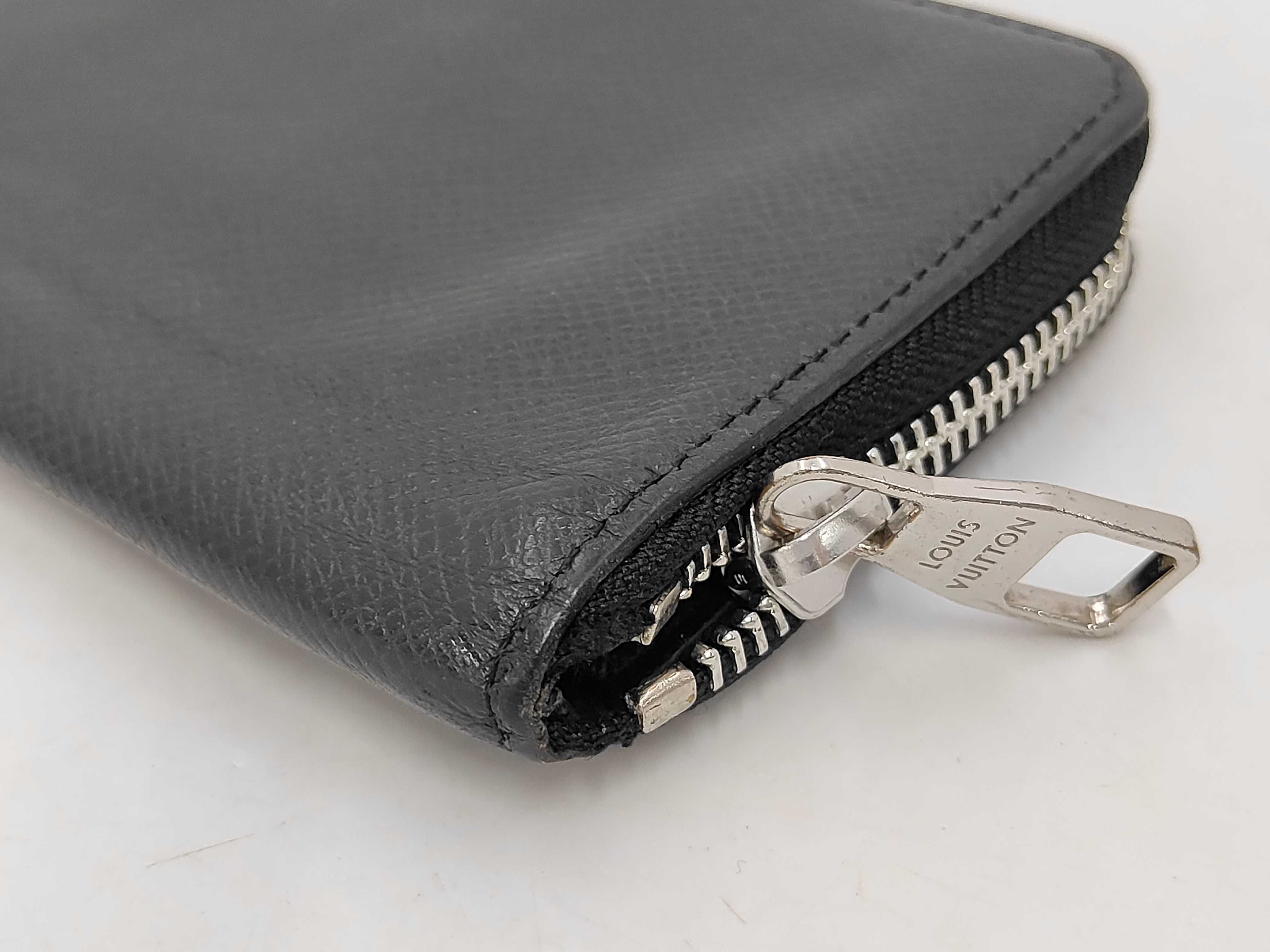 Taiga Zippy Vertical Long Wallet — view 3