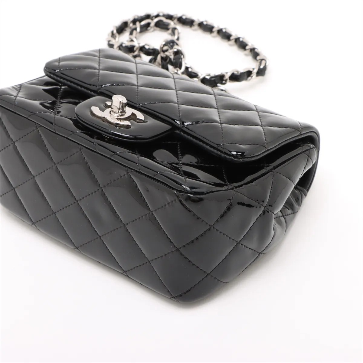 Mini Matelasse 17 Patent Leather Single Flap Single Chain Bag Black Silver Hardware 20453895 20th Series A35200 — view 3