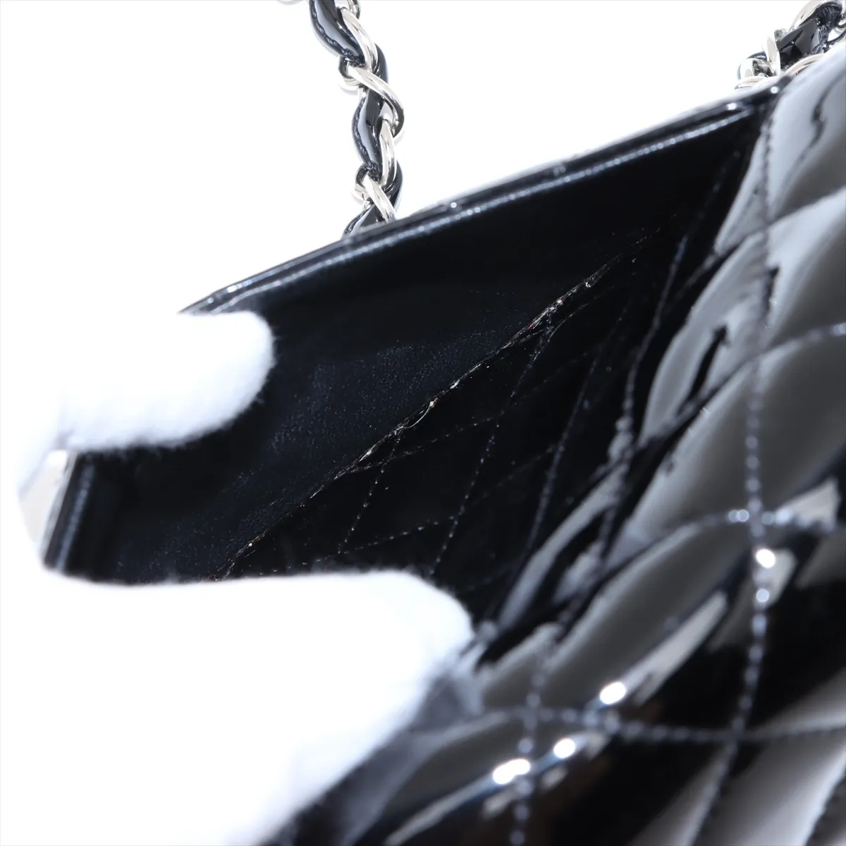 Mini Matelasse 17 Patent Leather Single Flap Single Chain Bag Black Silver Hardware 20453895 20th Series A35200 — view 9