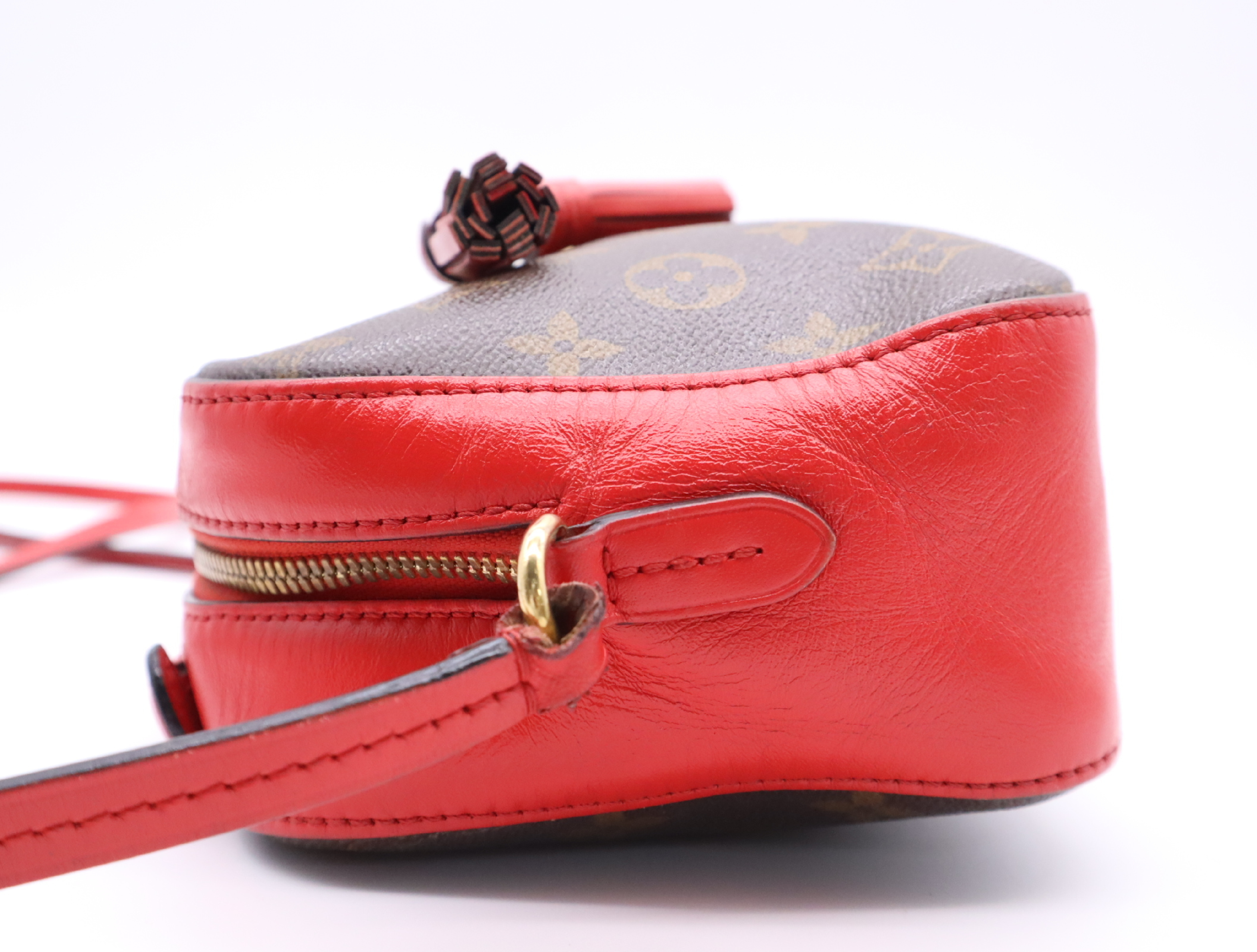 M43556 Monogram Saint-Onge Coquelicot Brown x Red Shoulder Bag — view 3