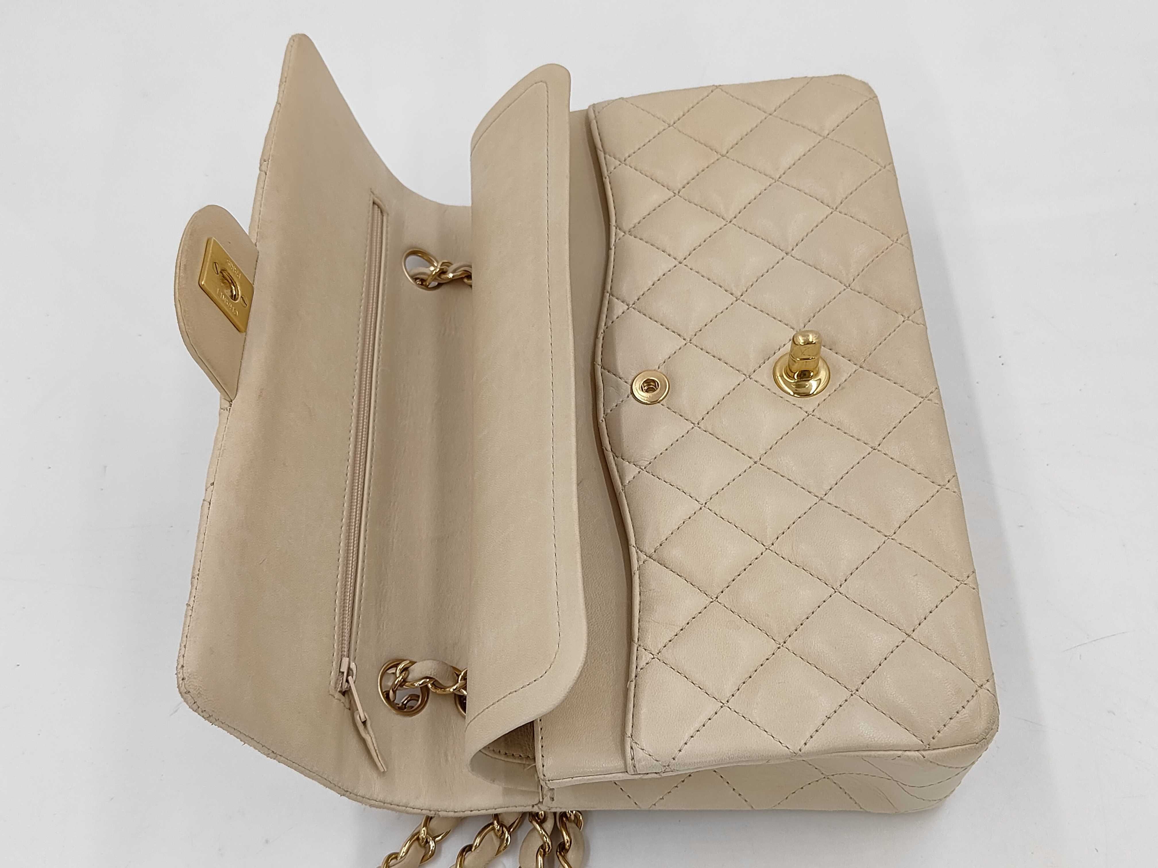 Lambskin Matelassé 25 WW (Serial No. 9) Beige Shoulder Bag with Gold Hardware — view 12