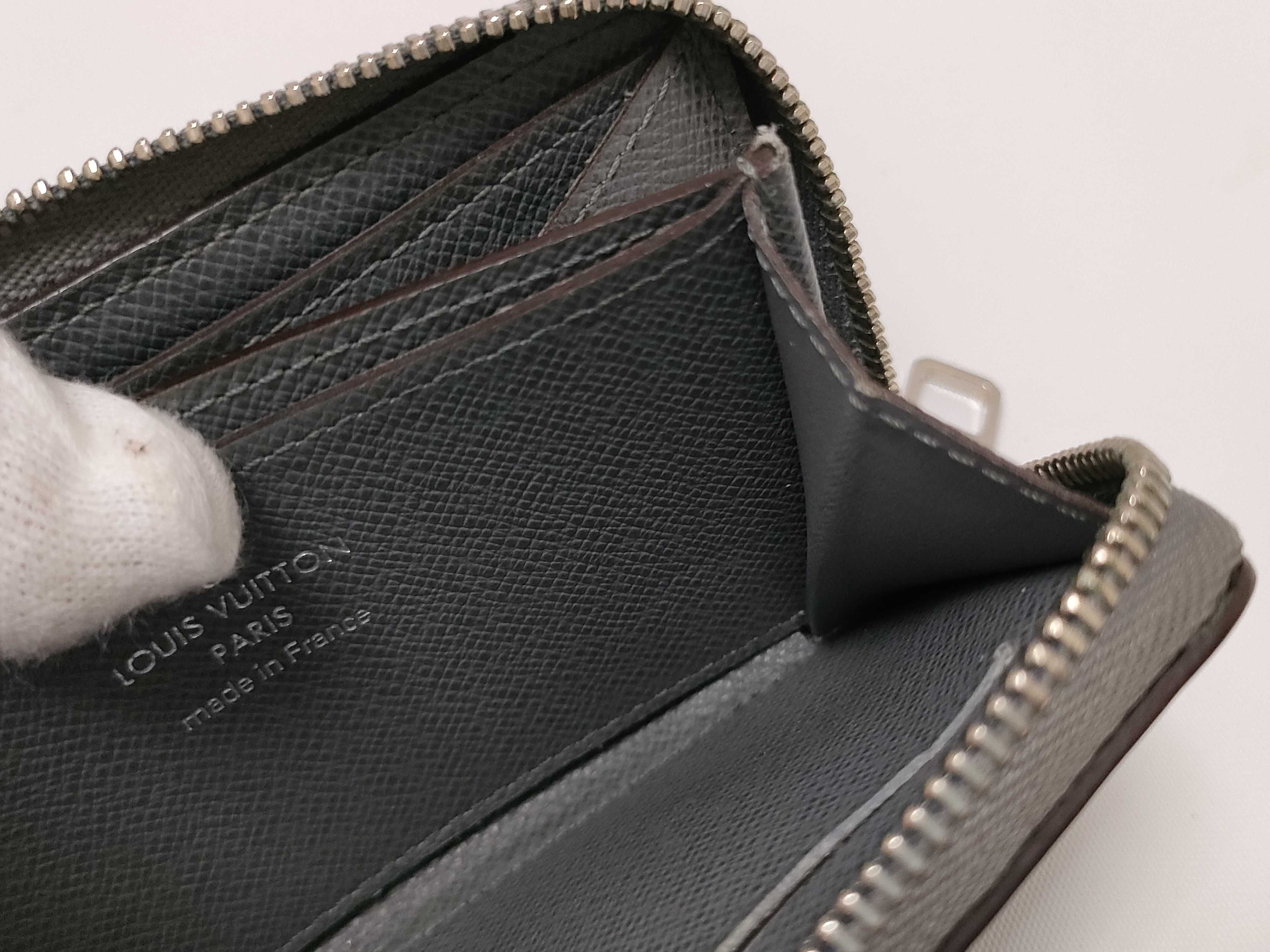 Taiga Zippy Coin Purse M32617 (Card Case/Pass Case/Business Card Holder) — view 11
