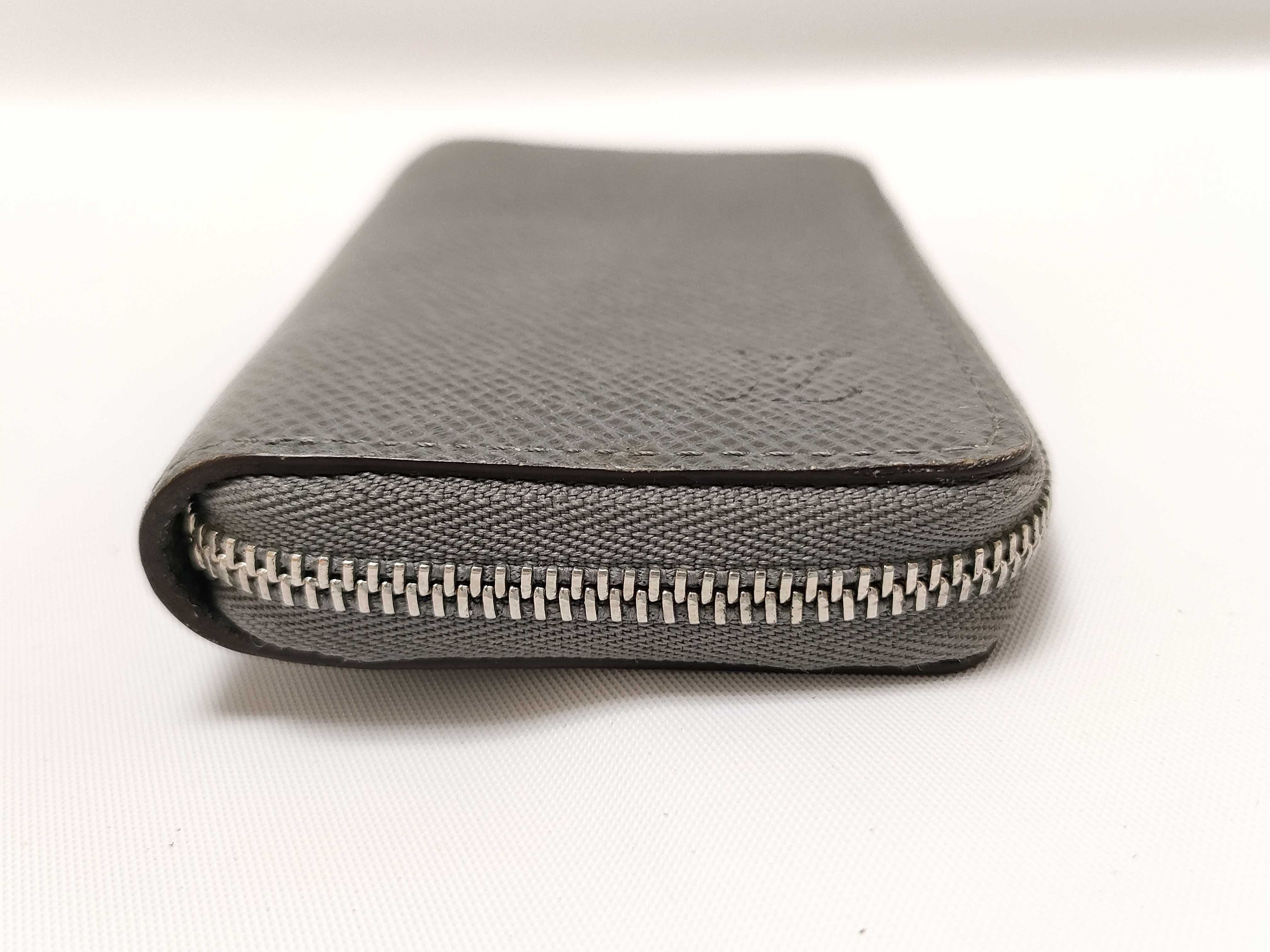 Taiga Zippy Coin Purse M32617 (Card Case/Pass Case/Business Card Holder) — view 3