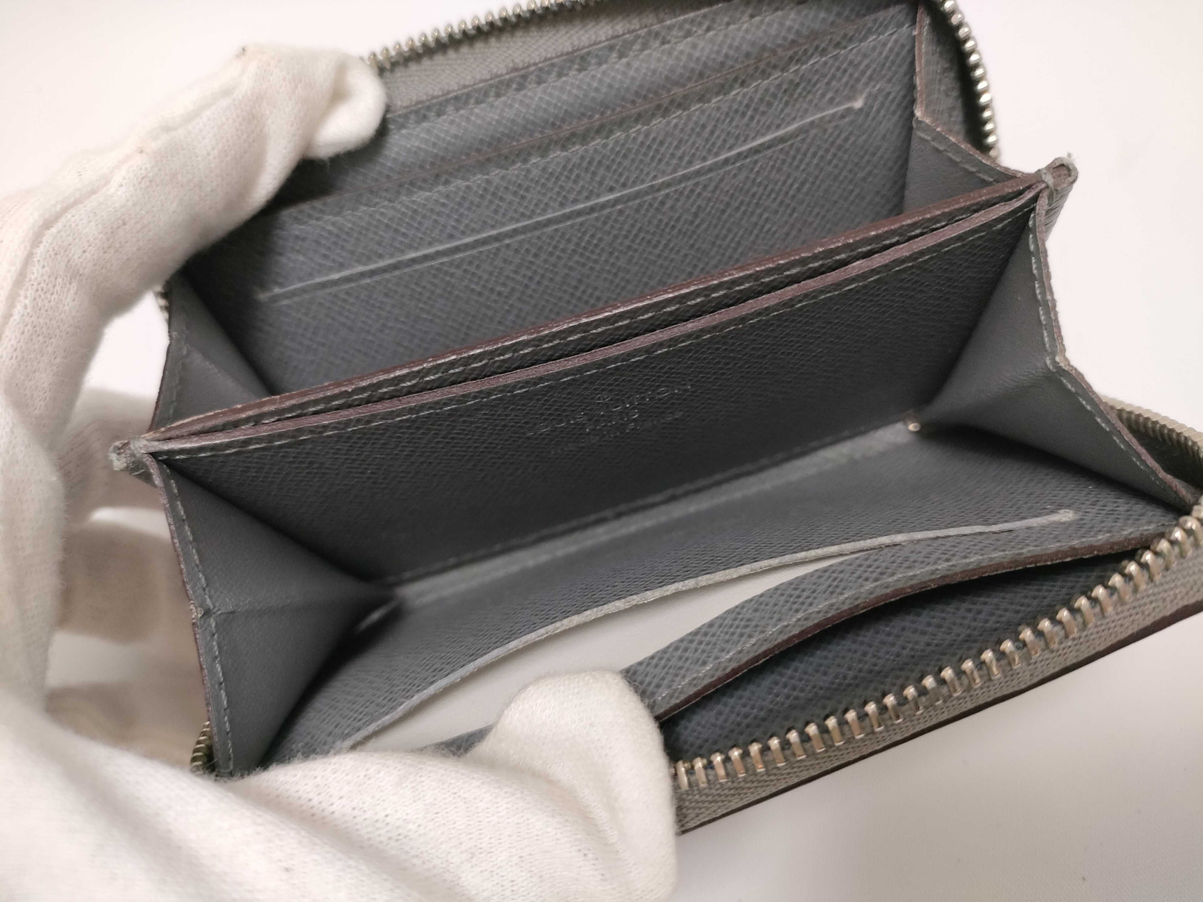 Taiga Zippy Coin Purse M32617 (Card Case/Pass Case/Business Card Holder) — view 8