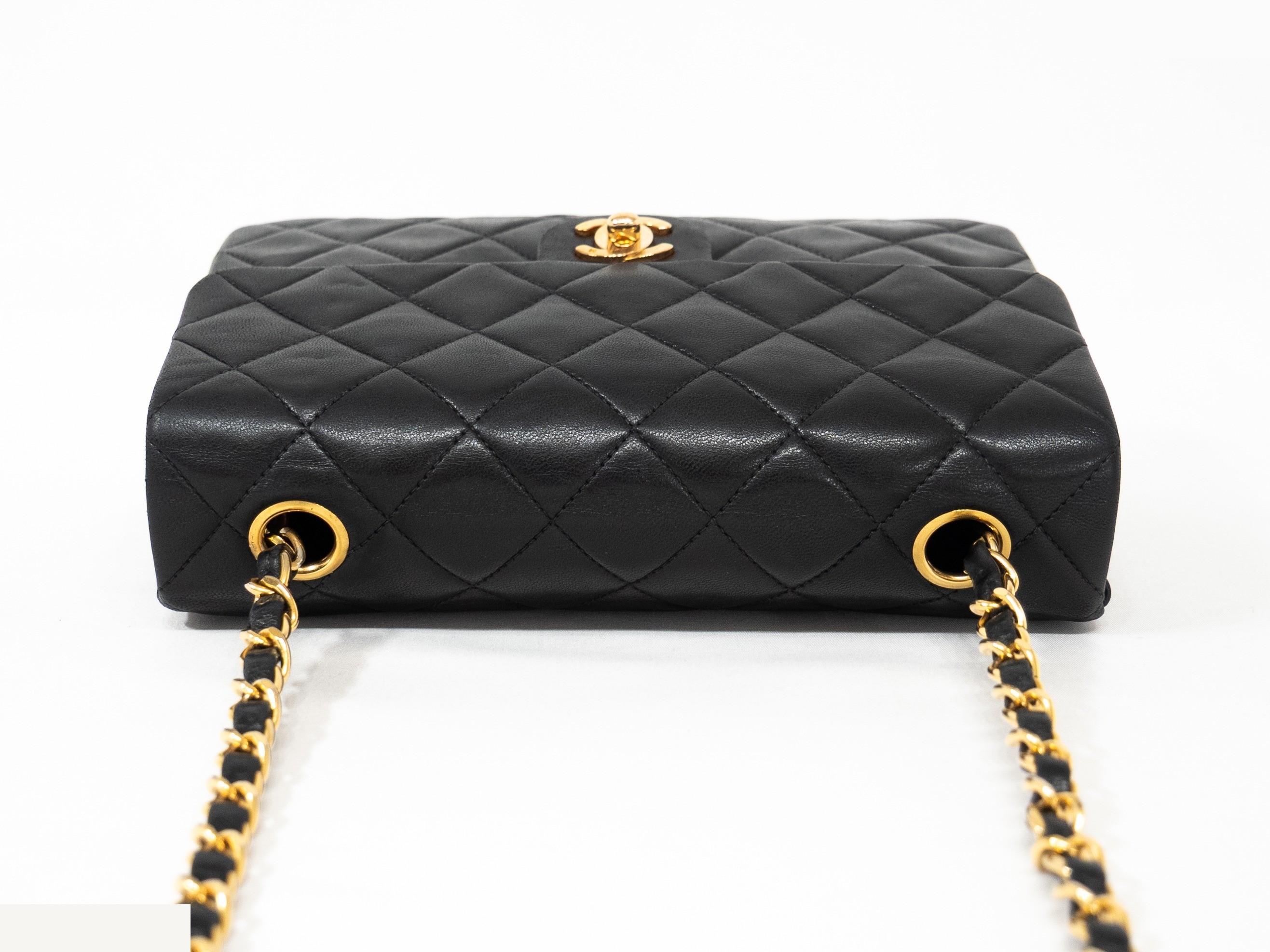 Matelassé 20 Seal Lambskin Black — view 3