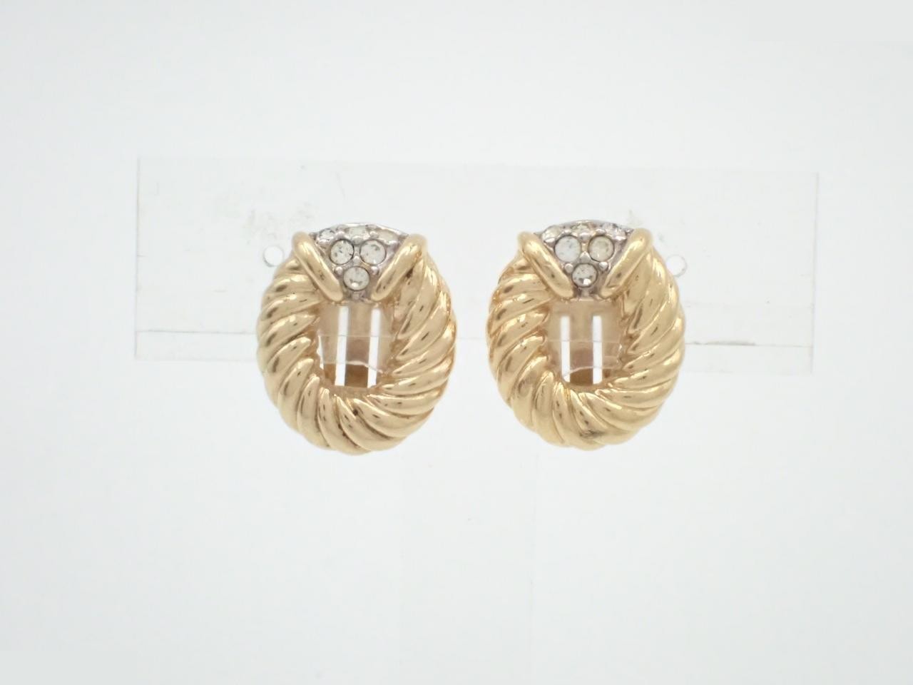 Oval Earrings with Stones