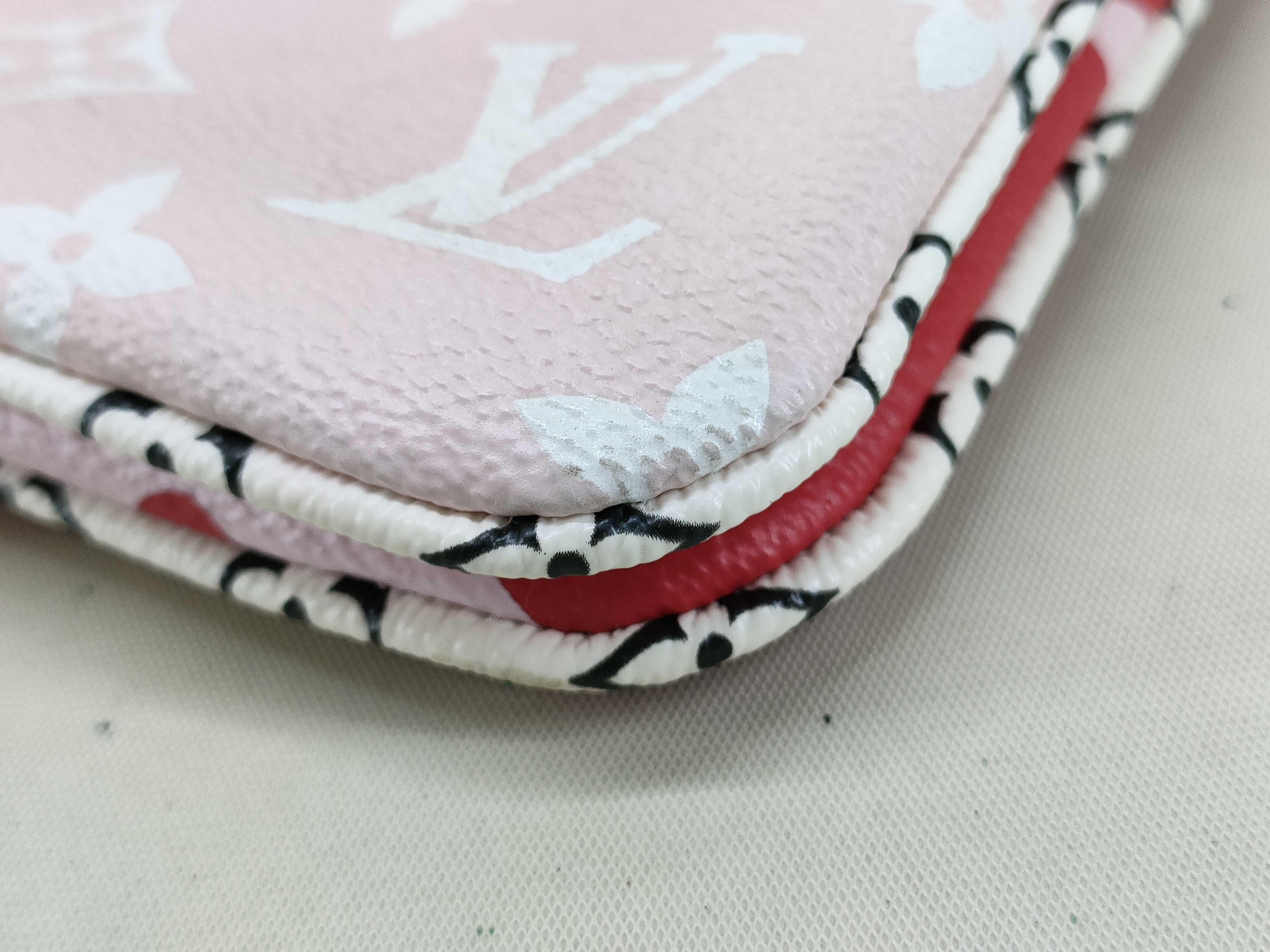 Chain Shoulder Bag — view 4