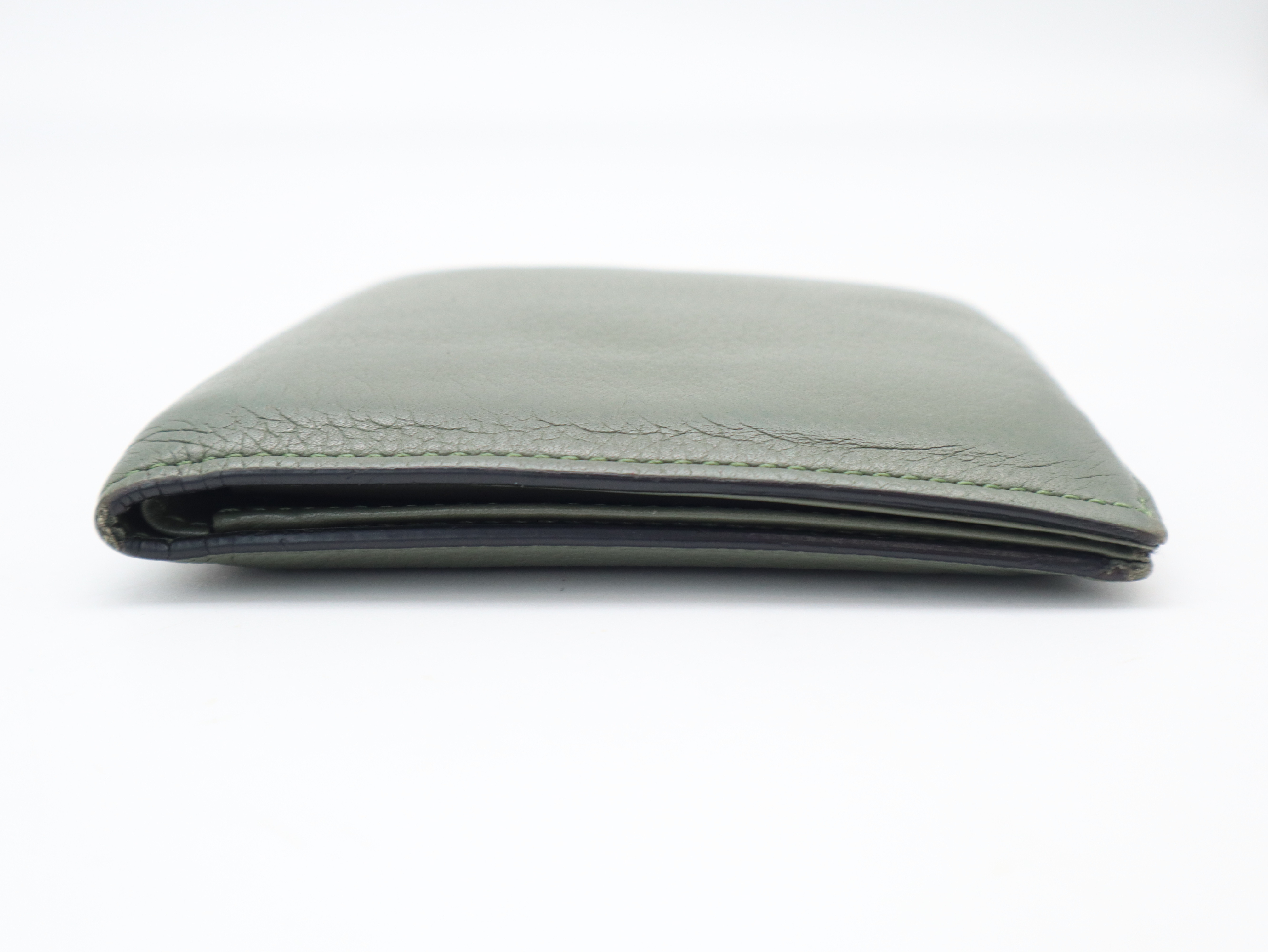 Bifold Leather Wallet, Khaki, with Box and Dust Bag. — view 4