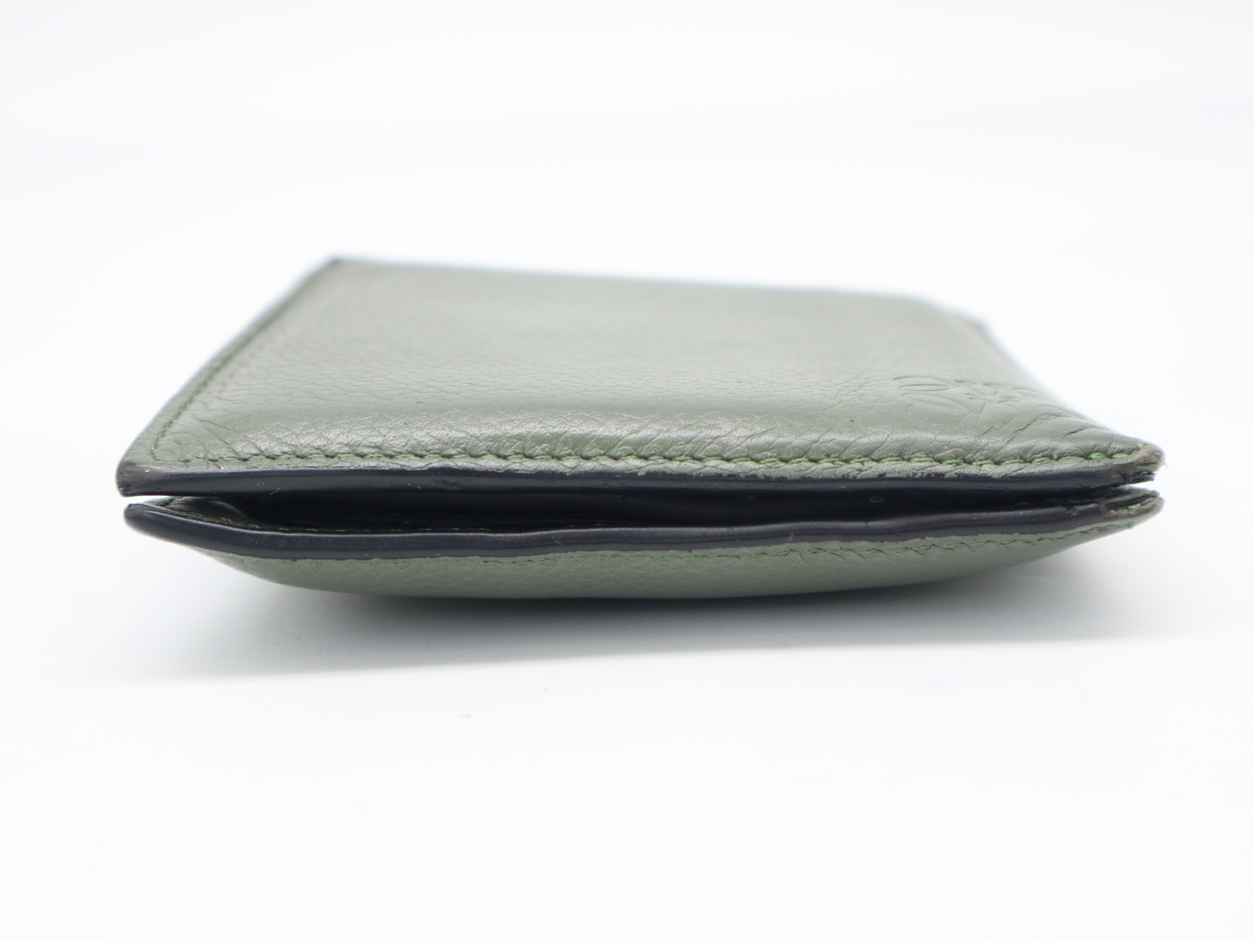 Bifold Leather Wallet, Khaki, with Box and Dust Bag. — view 6