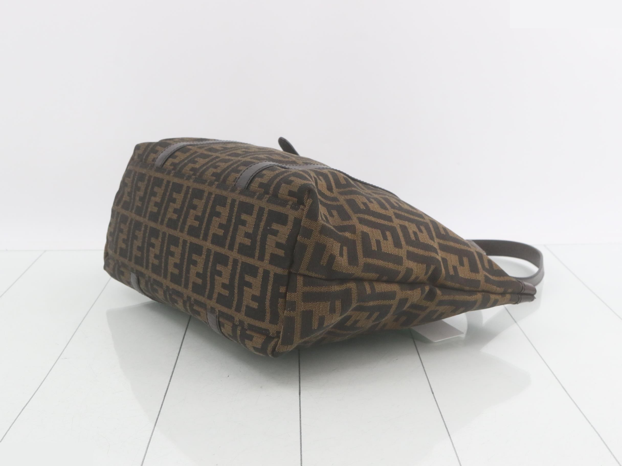 Tote bag — view 6