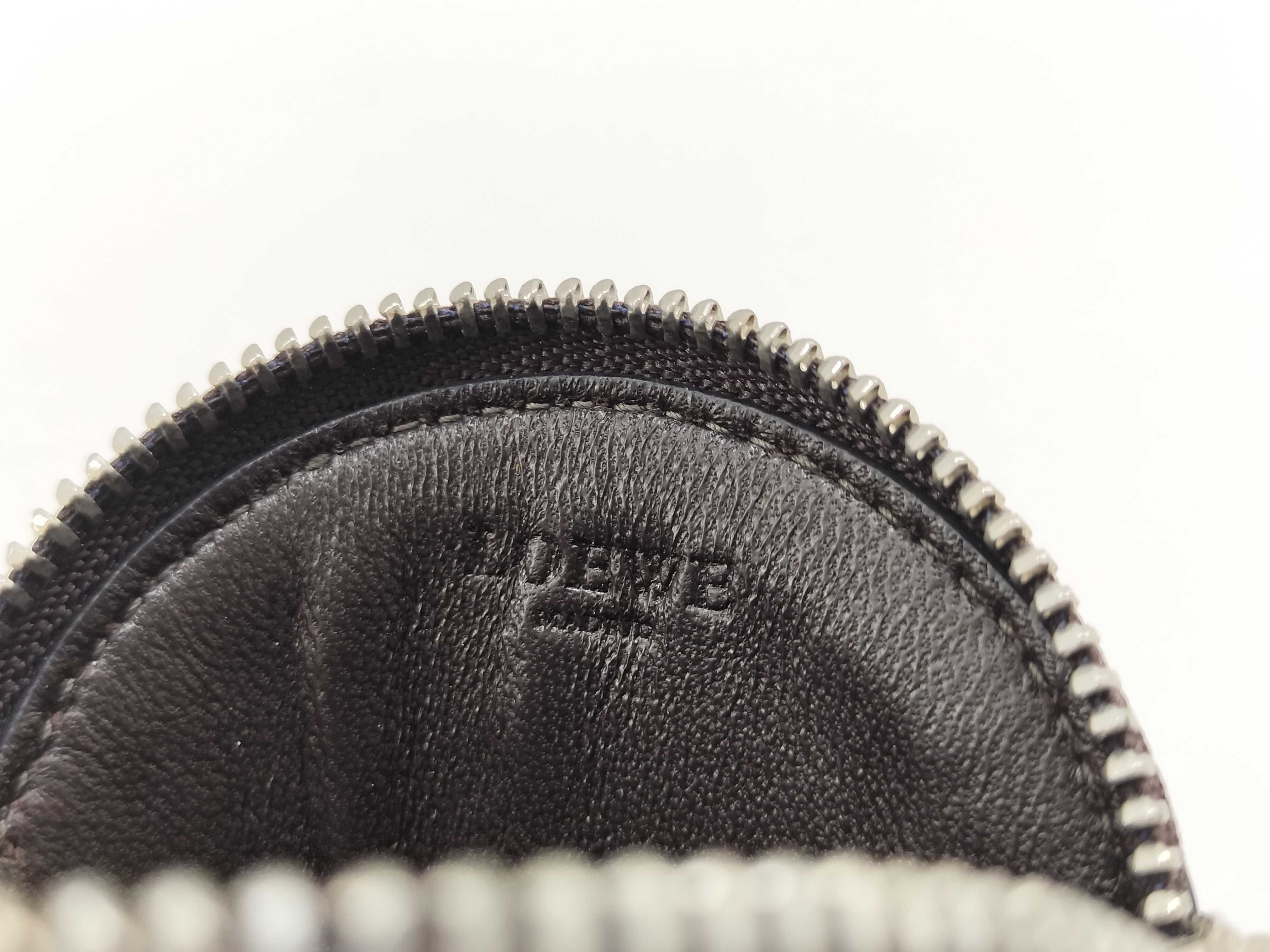 Coin Case — view 10
