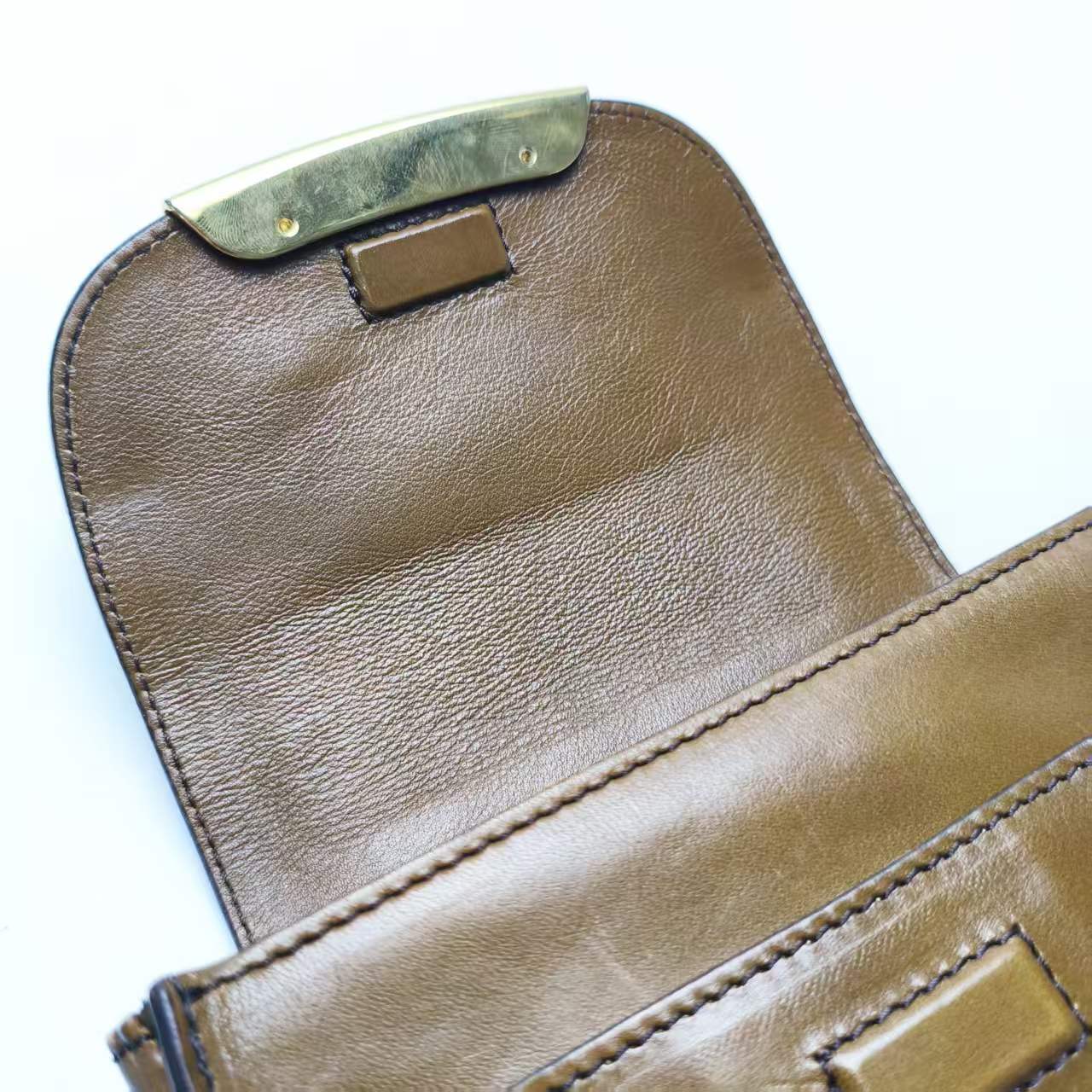 【*Shipped from: China*】BURBERRY Leather Shoulder Bag — view 10