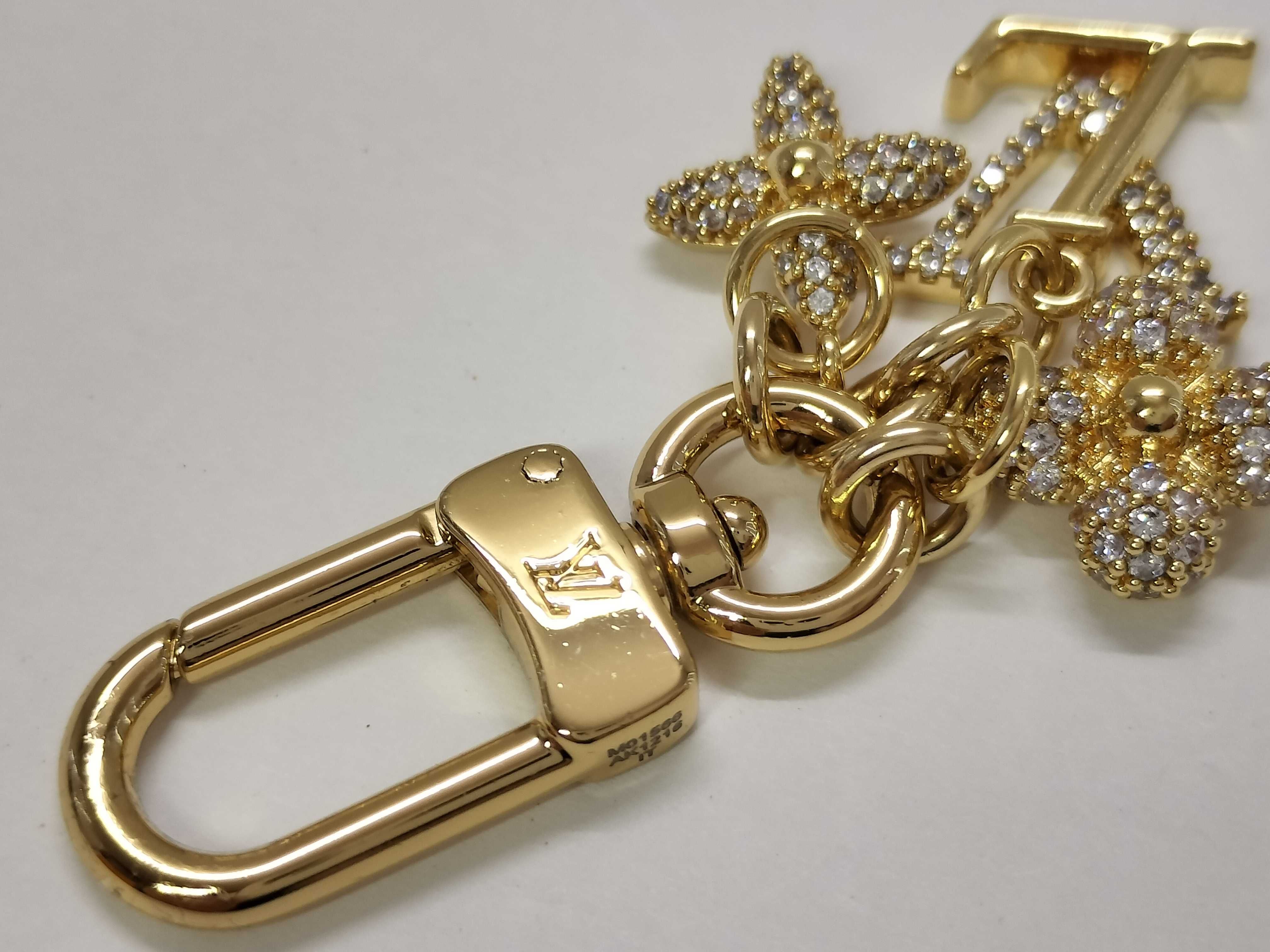 Micro Charm - LV Iconic M01566 Charm — view 6