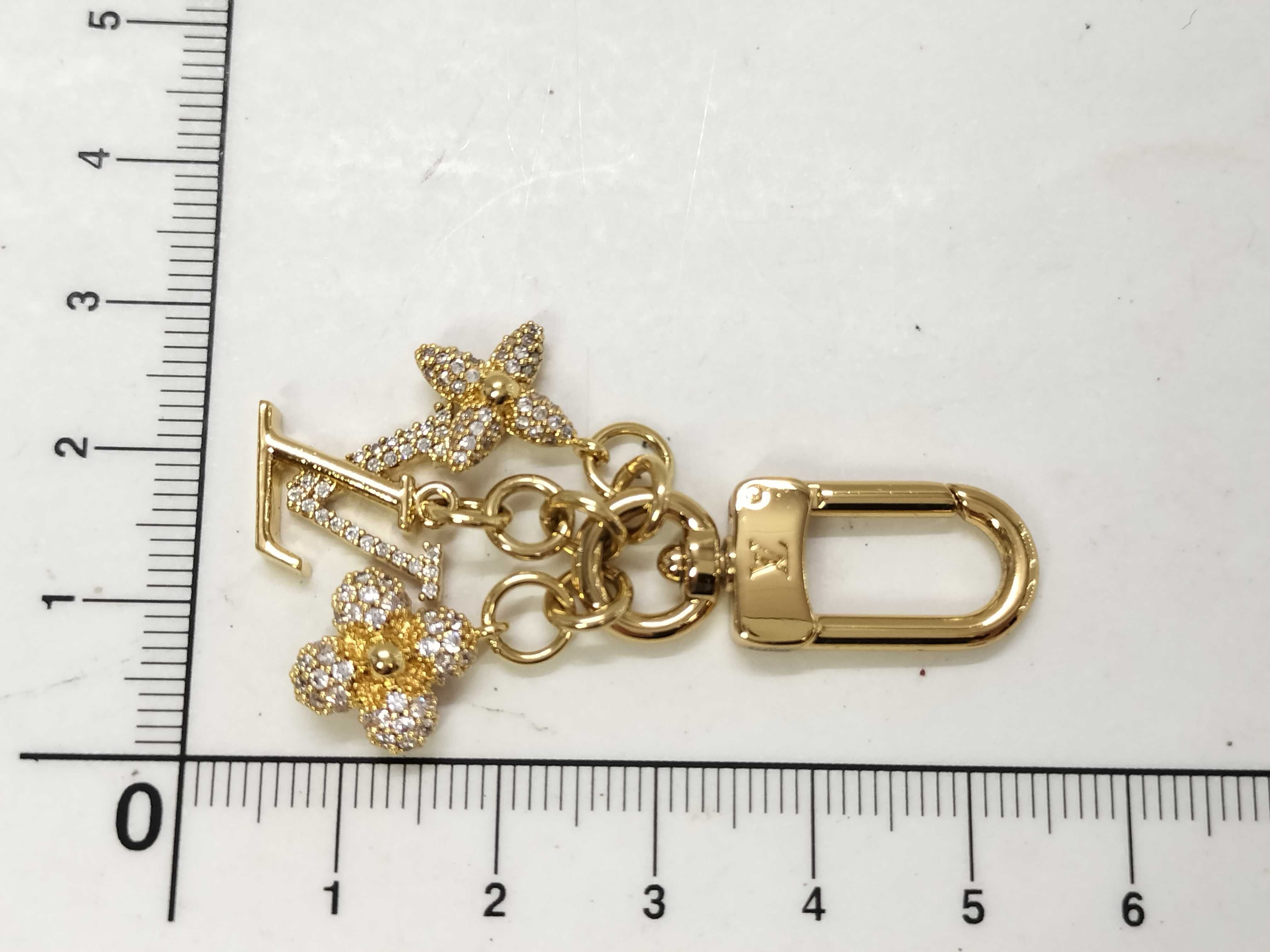 Micro Charm - LV Iconic M01566 Charm — view 8