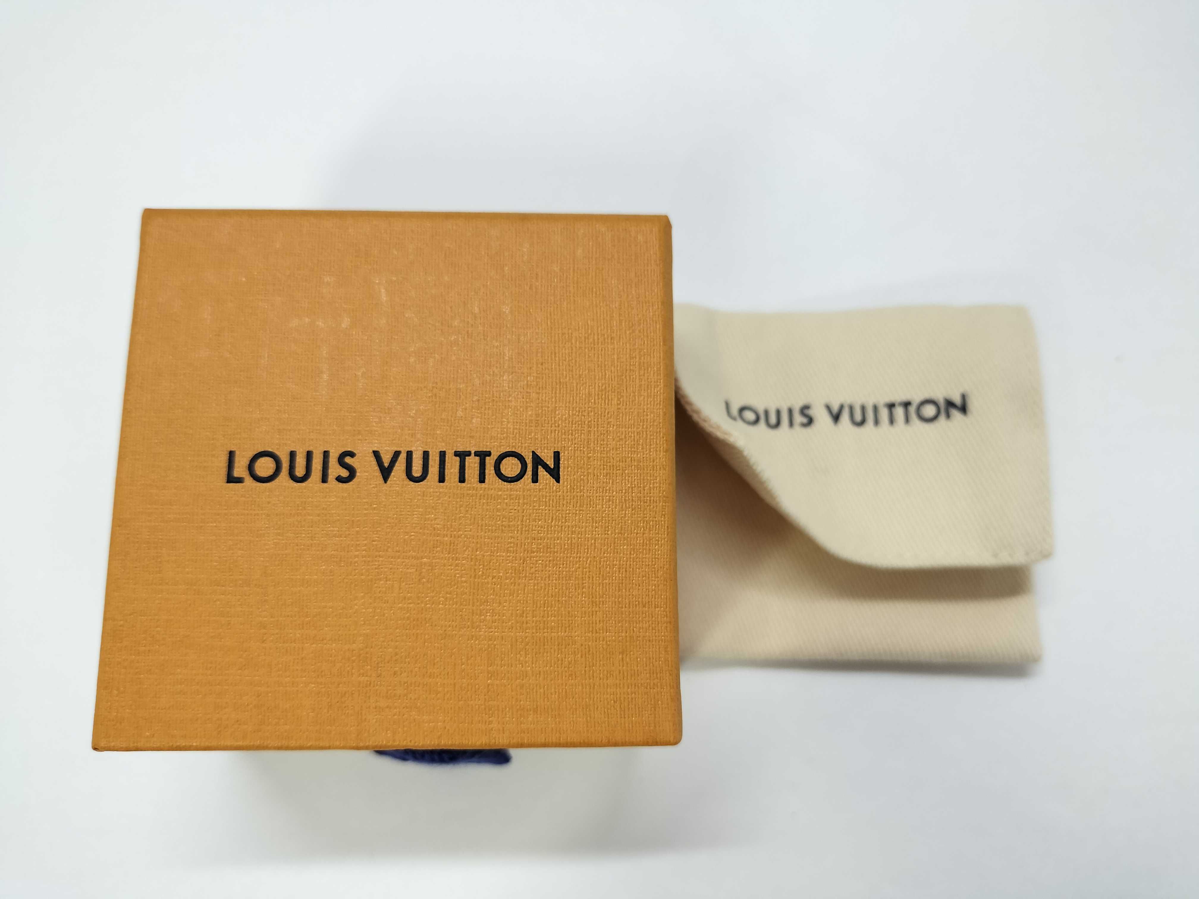 Micro Charm - LV Iconic M01566 Charm — view 10
