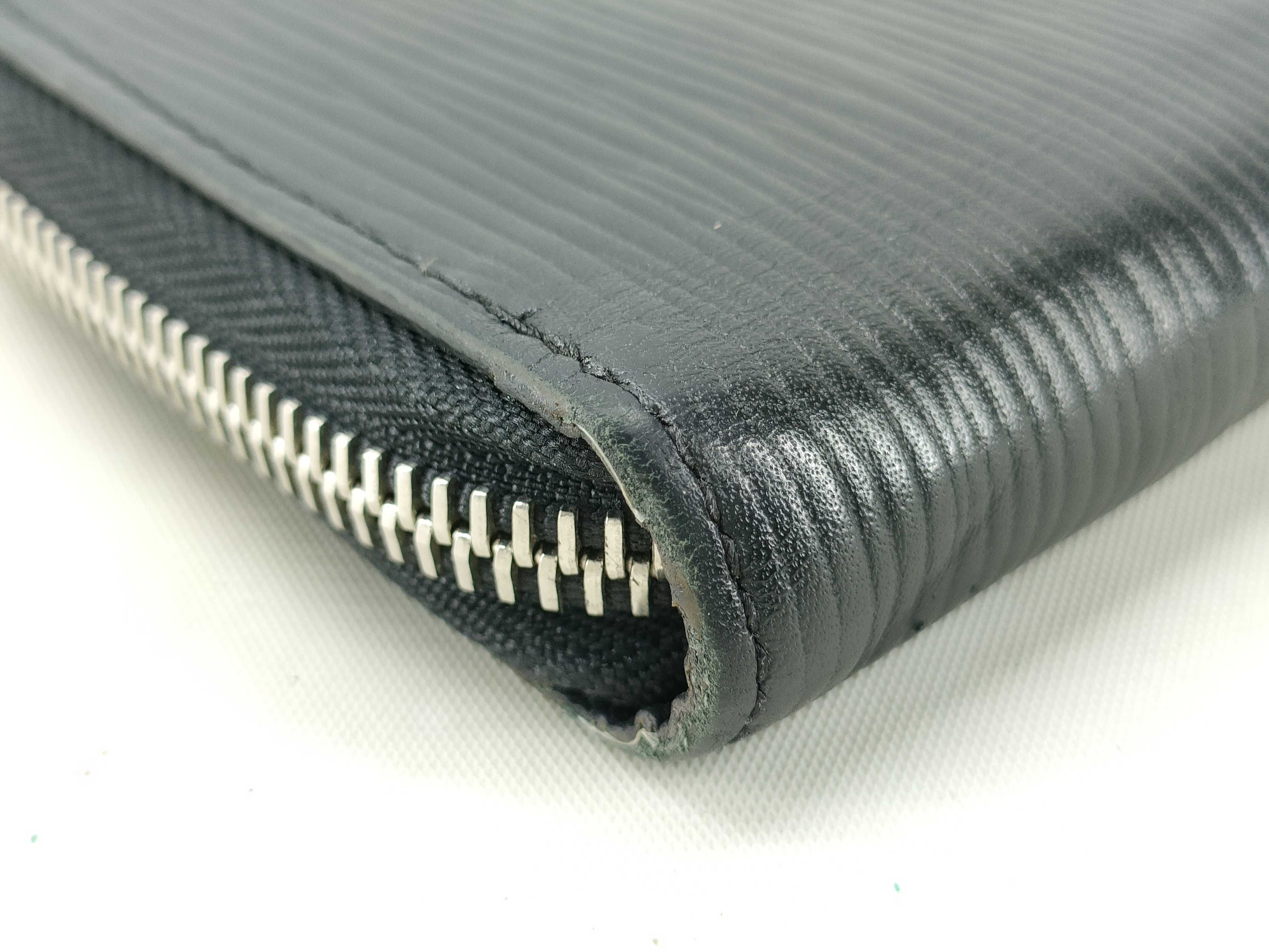 Epi Vuitton Epi Zippy Wallet Vertical Long Wallet CA11*6 Noir Wallet — view 3