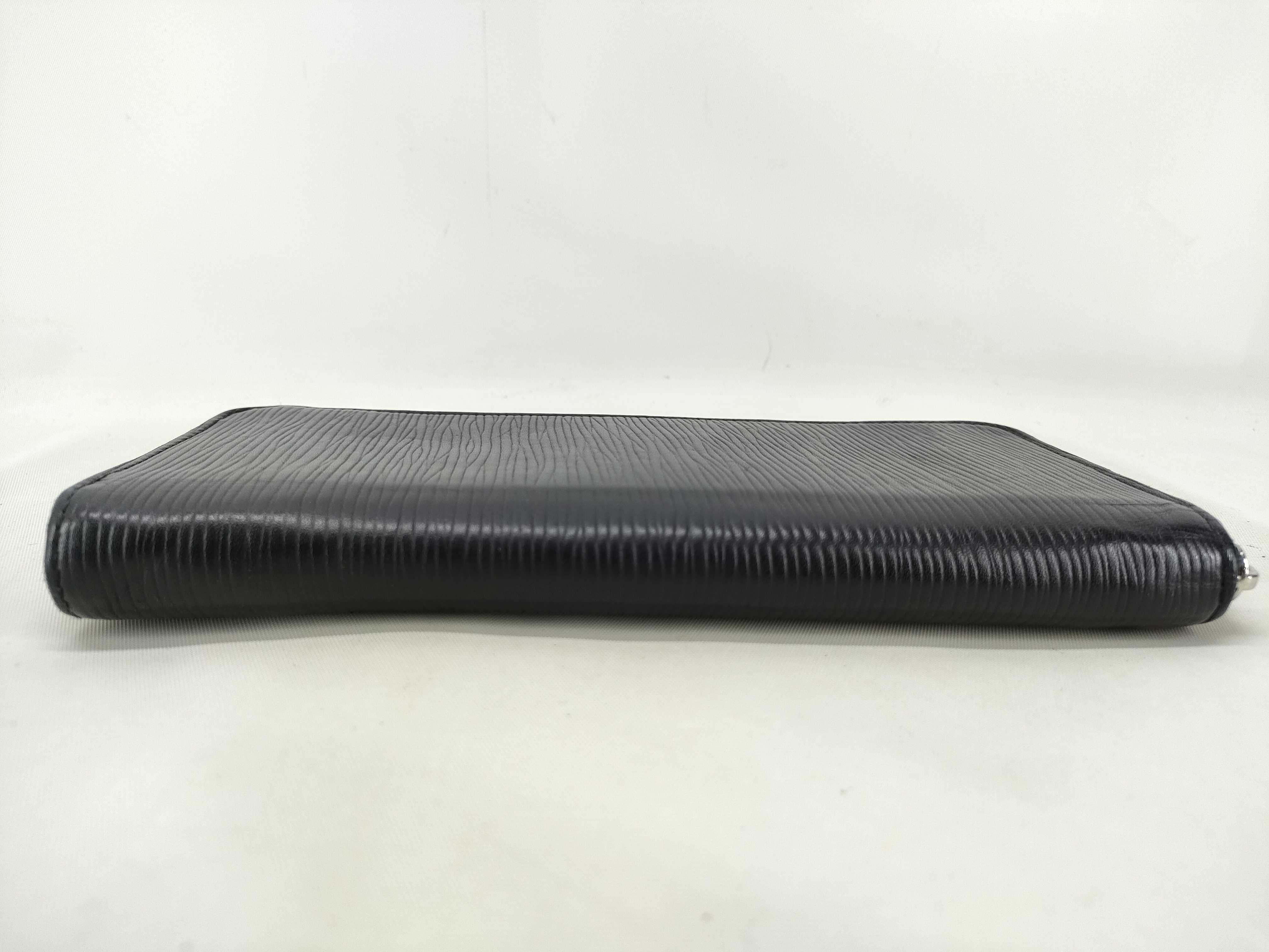 Epi Vuitton Epi Zippy Wallet Vertical Long Wallet CA11*6 Noir Wallet — view 4