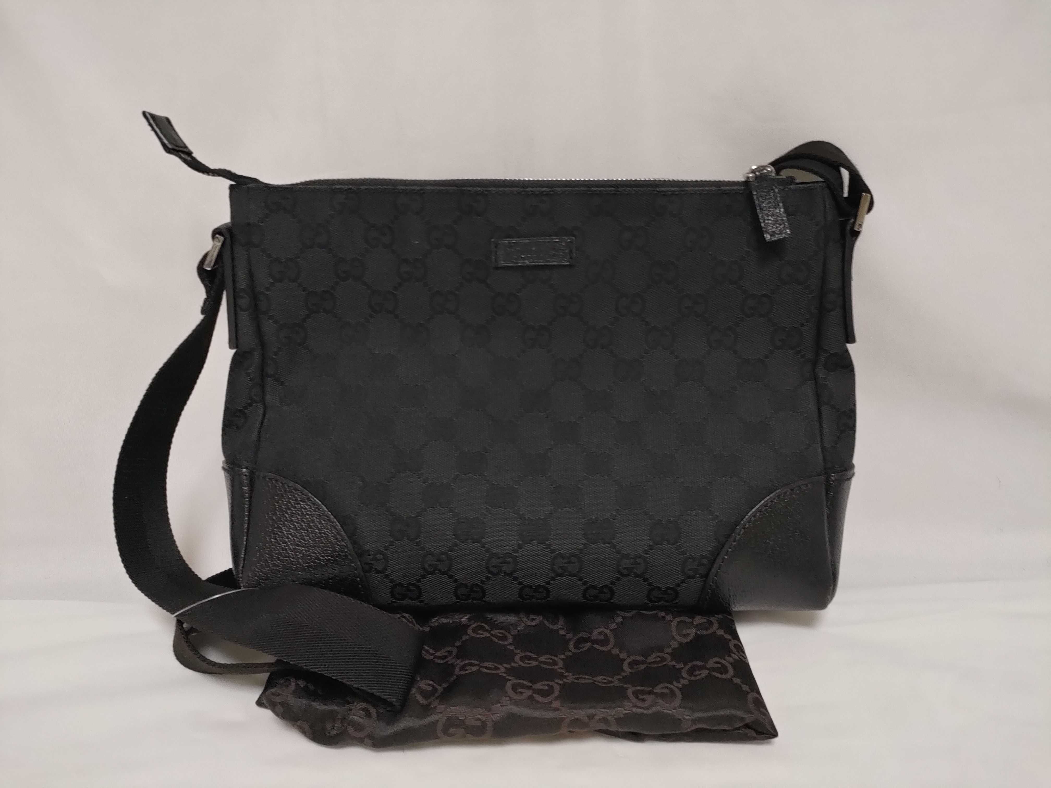GG Canvas 114273.001998 Shoulder Bag