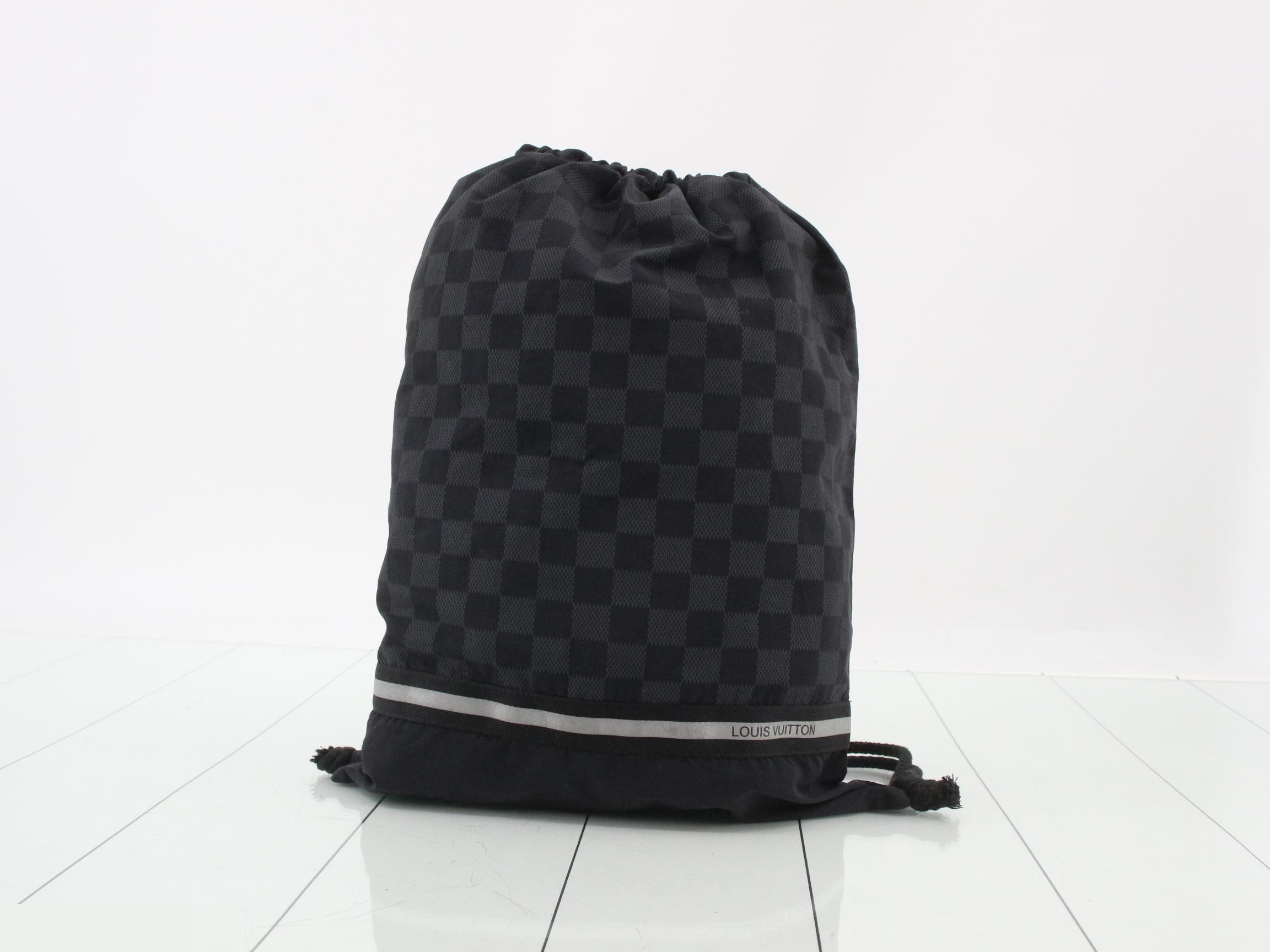 Graphite Knapsack
