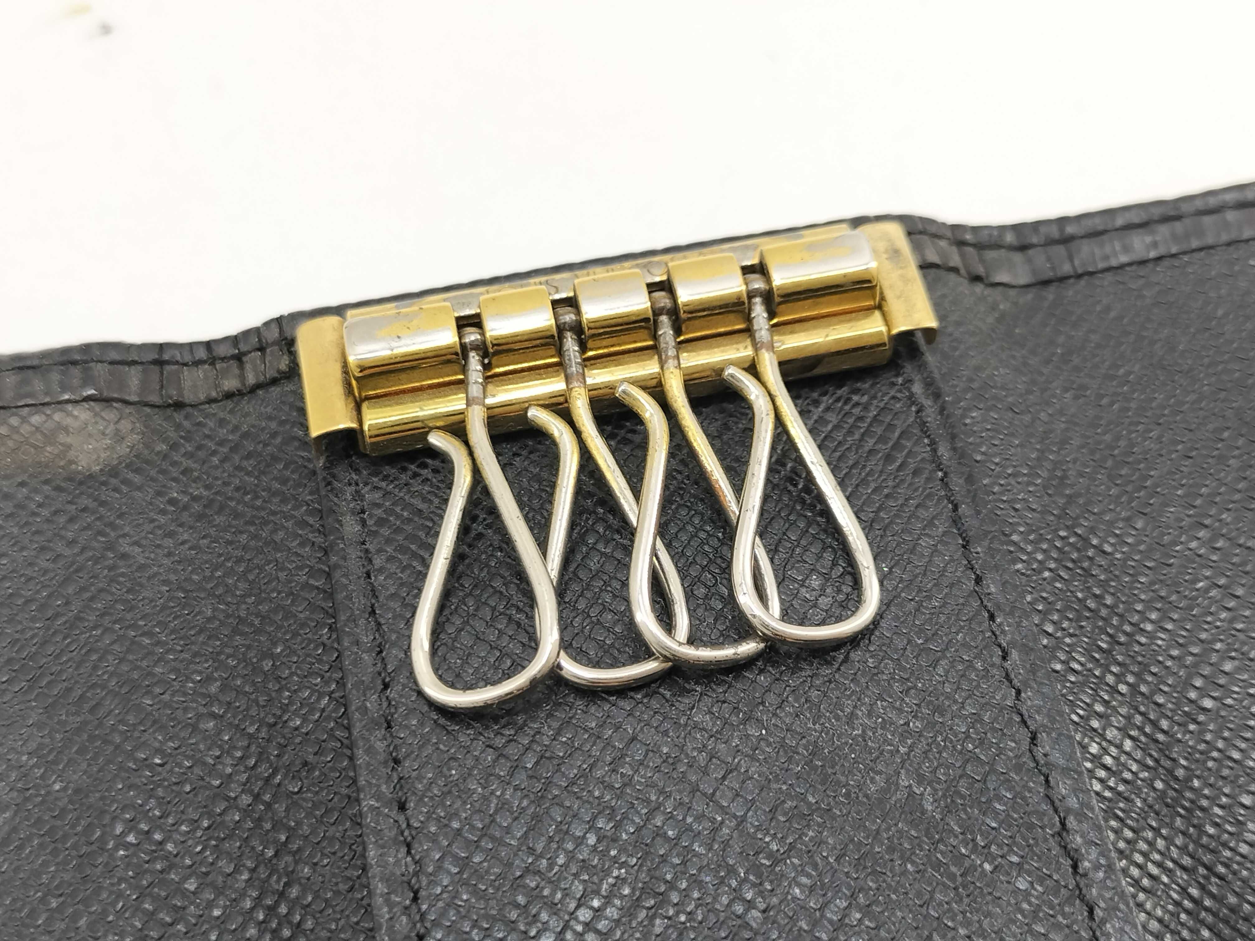 Epi / Epi / Multicles 4 / M63822 / CA0979 / Key Case / Leather Key Case & Key Holder — view 9