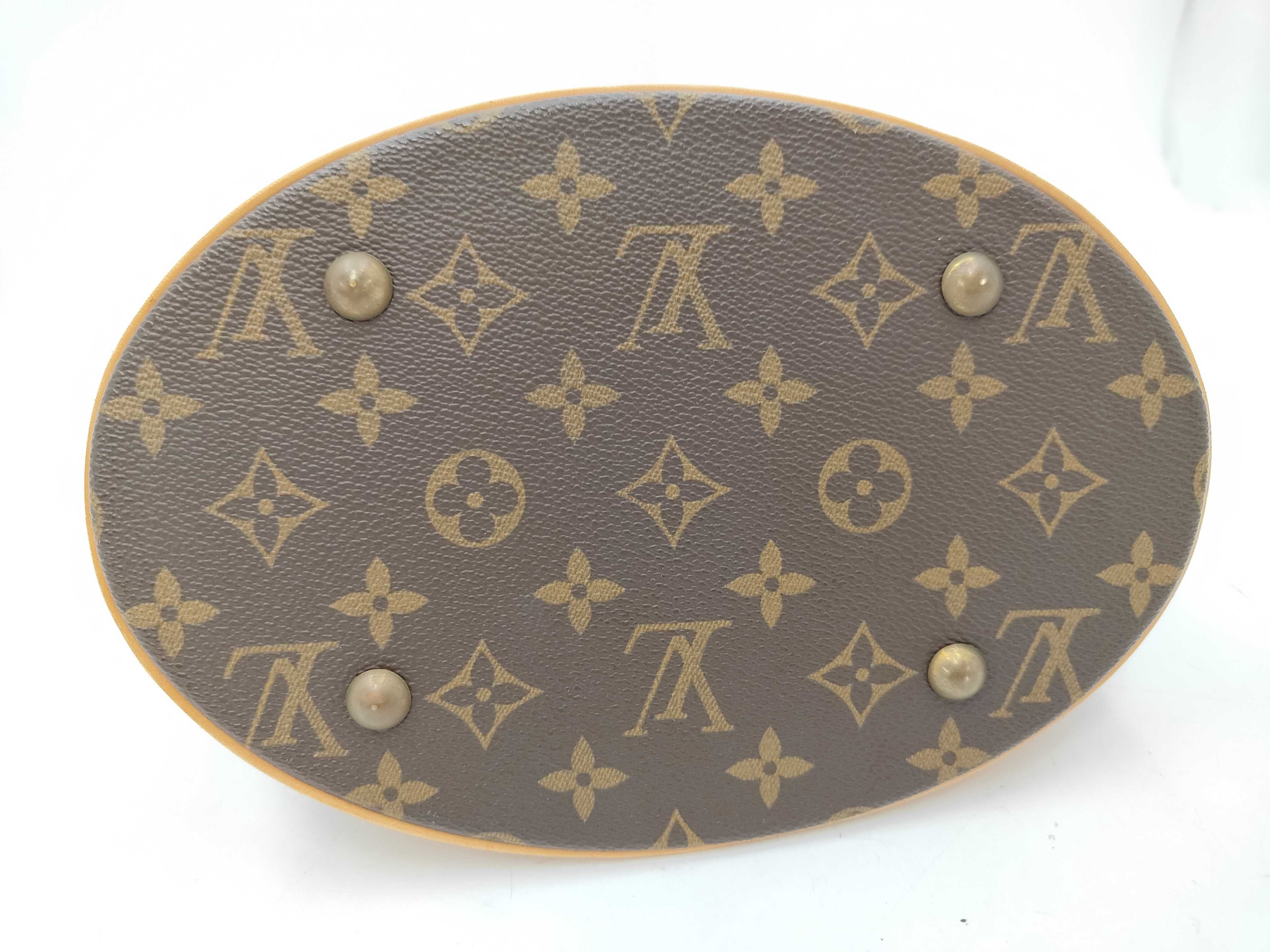 Monogram Bucket PM M42238 Handbag — view 7