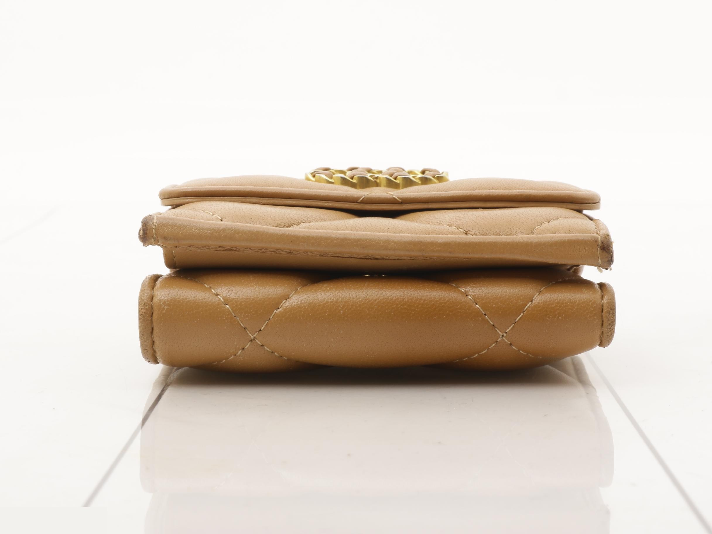 19 Coco Mark Matelassé Wallet — view 3