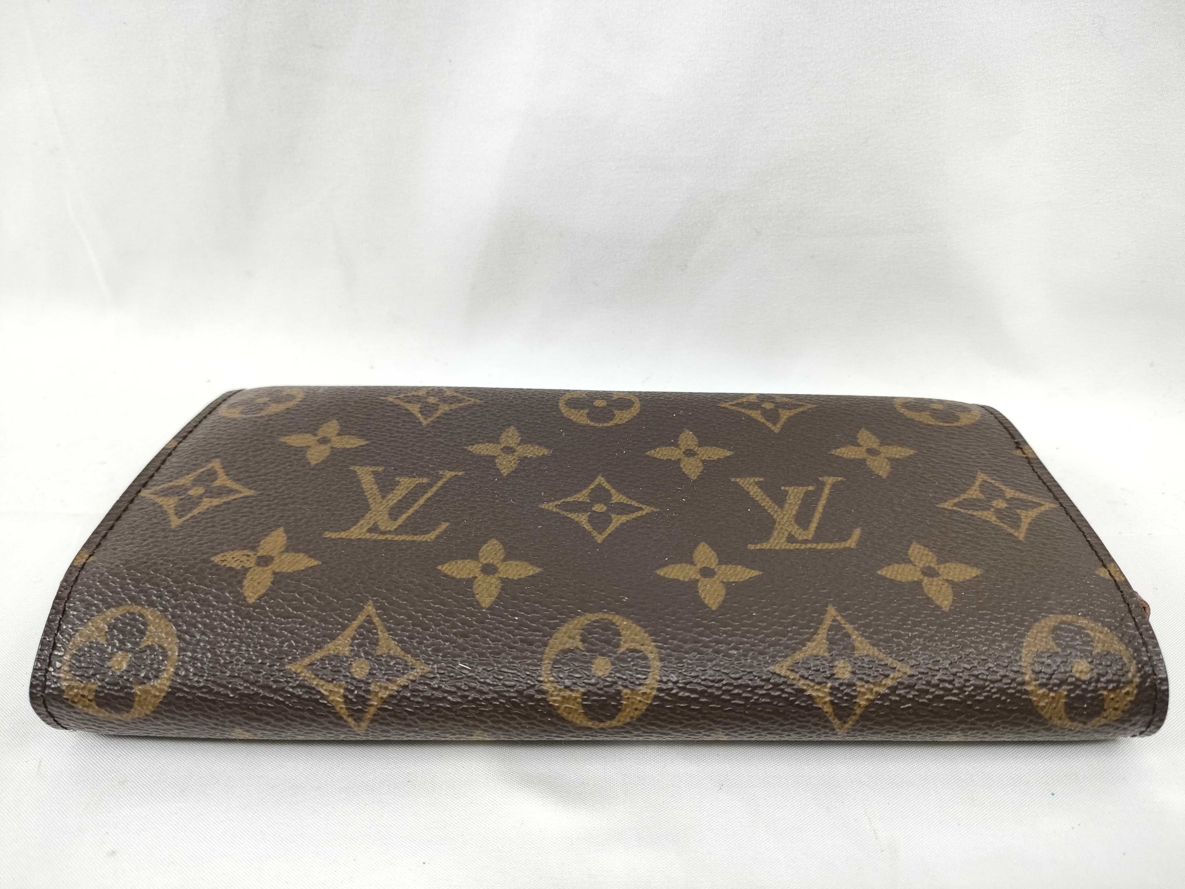 Monogram Louis Vuitton Monogram Old Portefeuille Sarah Wallet — view 4