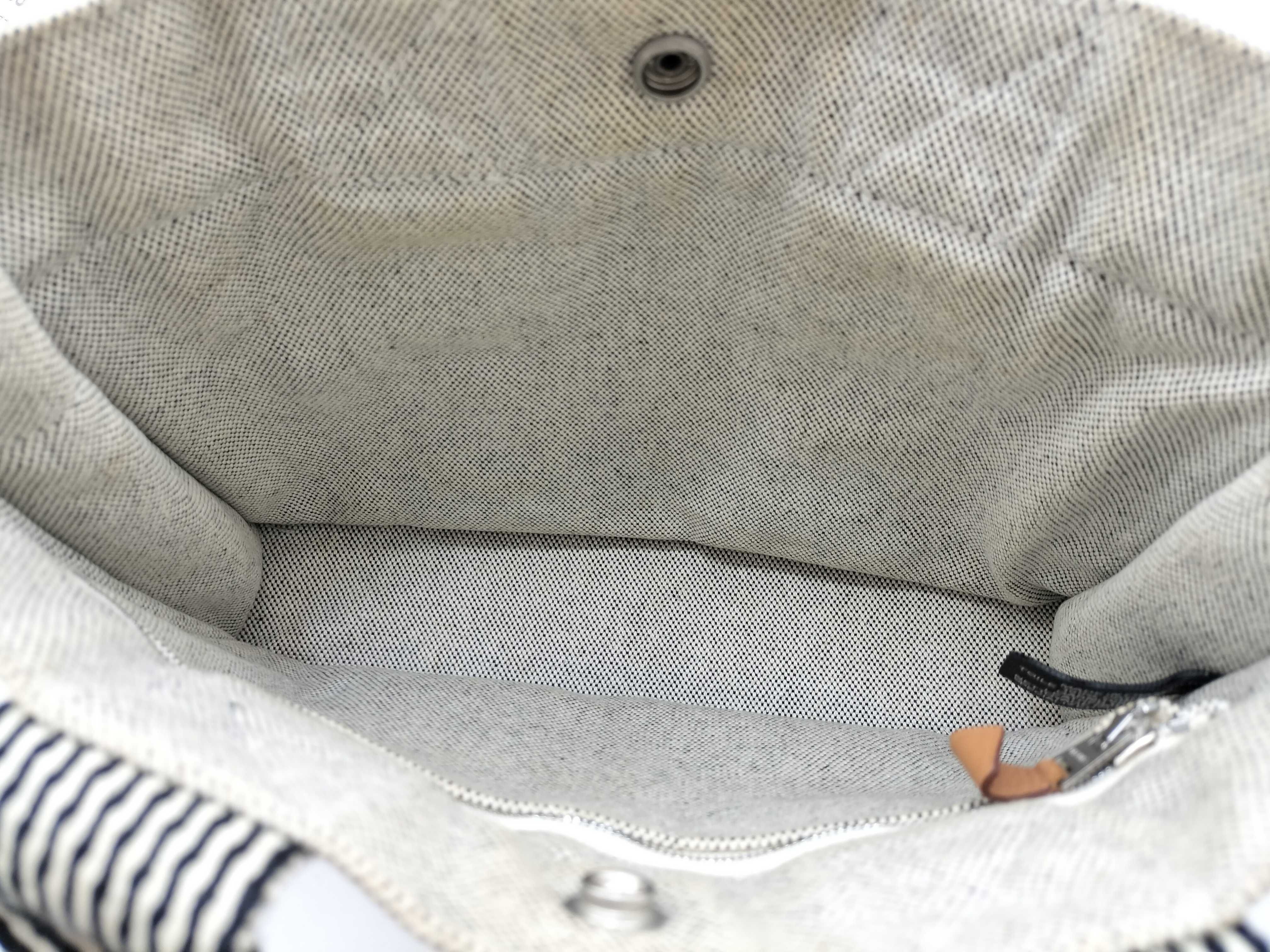 Fourre-Tout / Handbag / Canvas Handbag — view 12