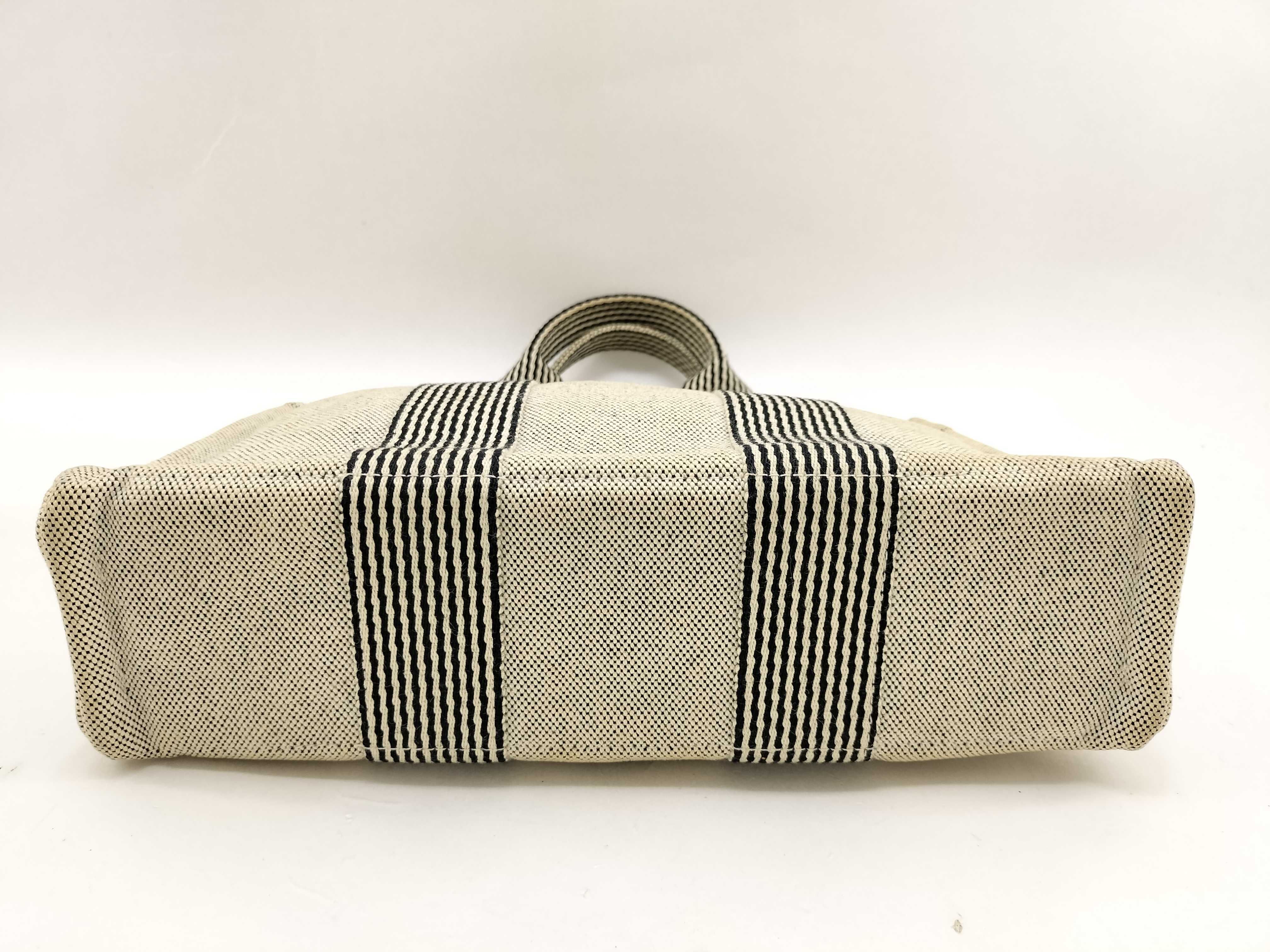 Fourre-Tout / Handbag / Canvas Handbag — view 3