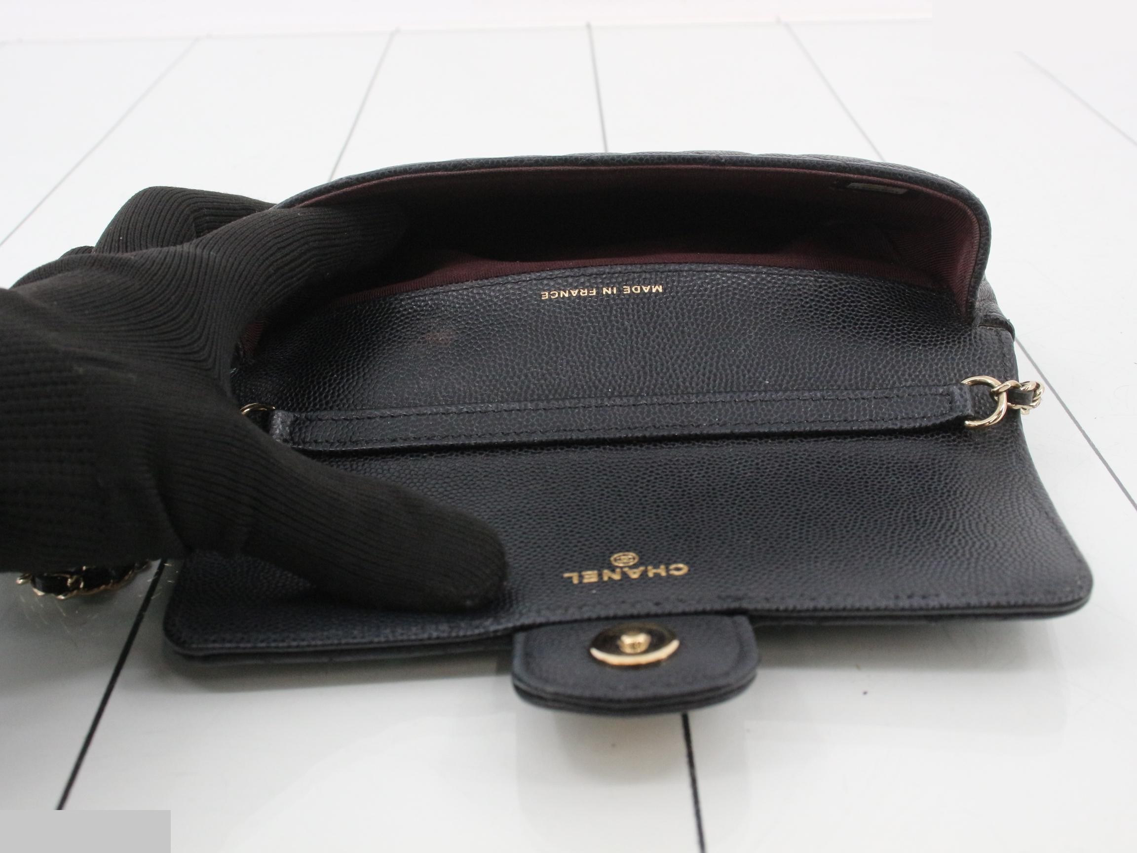 Matelassé caviar leather shoulder bag with glasses case, black, gold hardware. — view 4