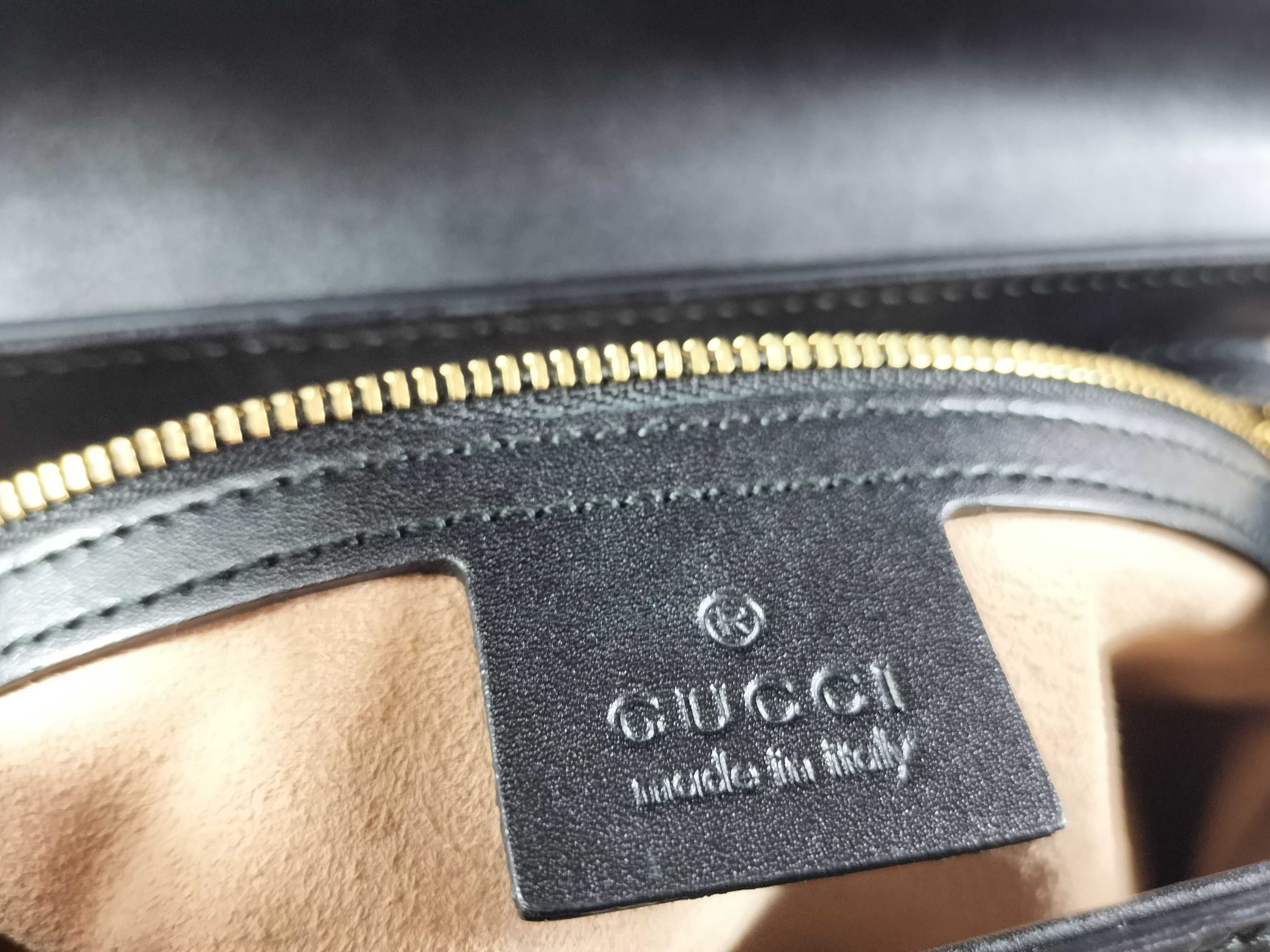 Guccissima Handbag, Gucci Leather, Black, GG Pattern Handbag — view 11