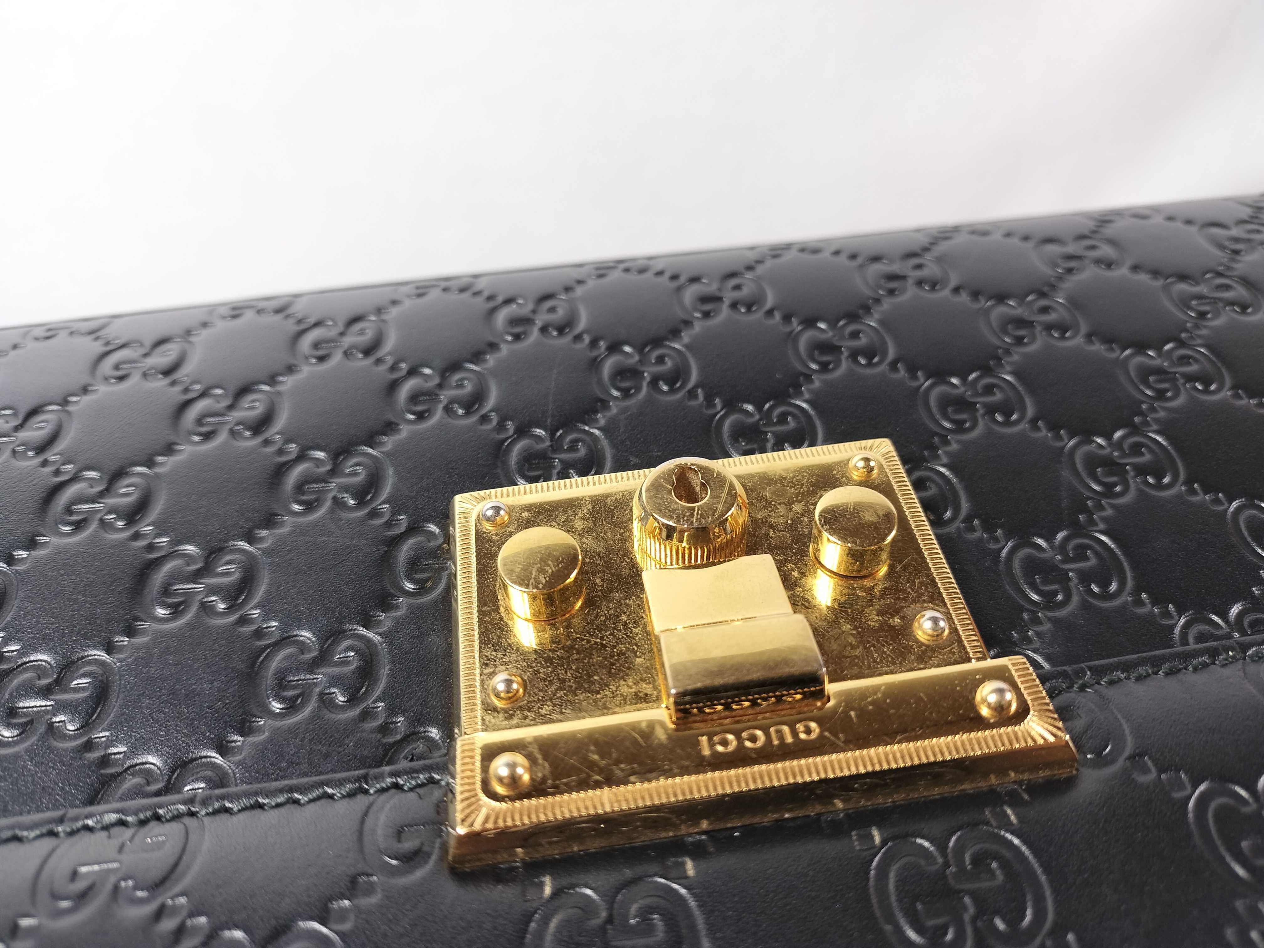 Guccissima Handbag, Gucci Leather, Black, GG Pattern Handbag — view 7