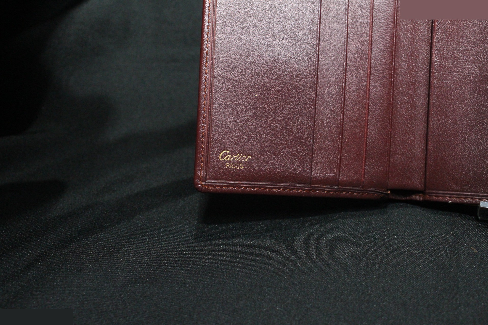 Must Line Tri-fold Wallet, Bordeaux — view 3