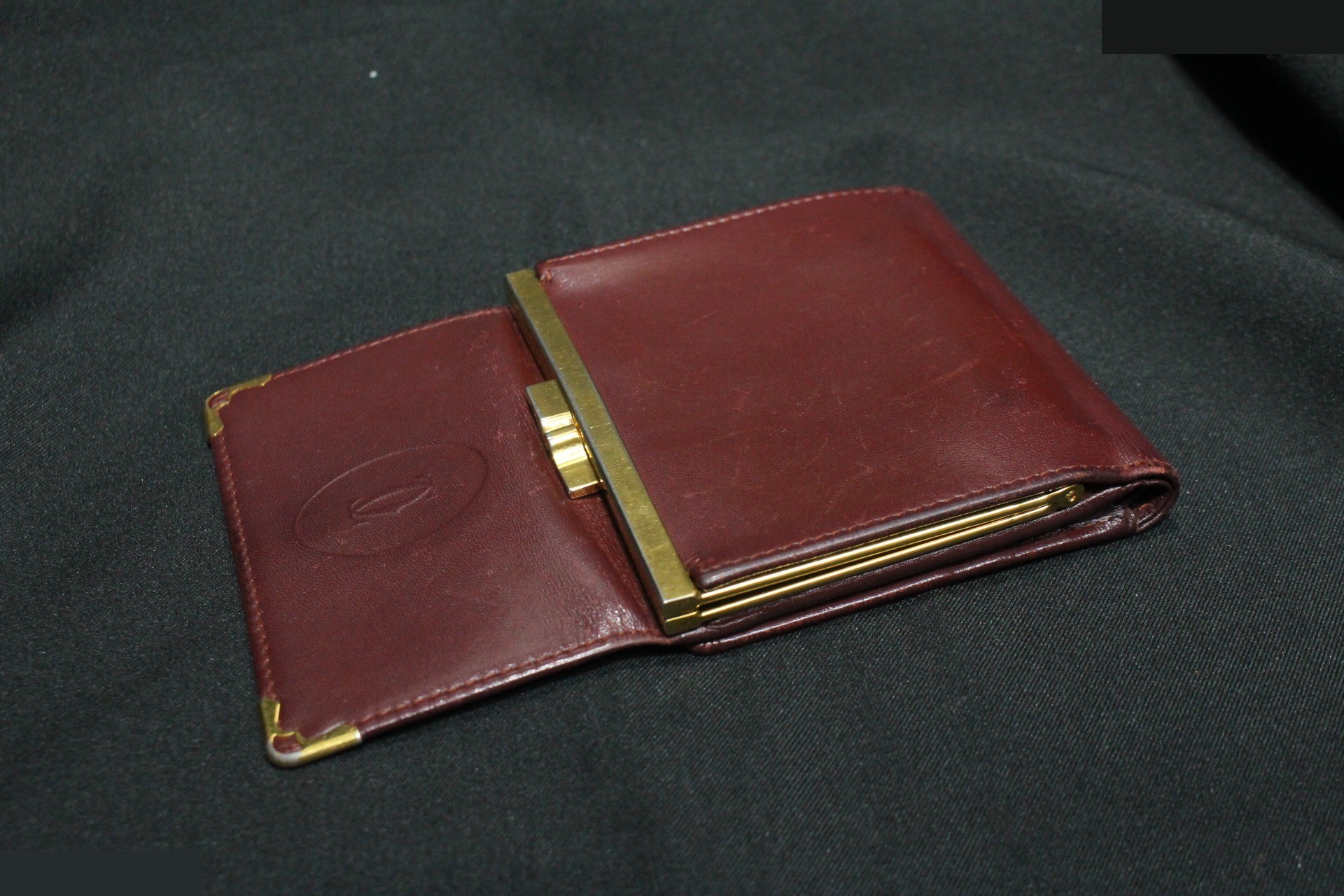Must Line Tri-fold Wallet, Bordeaux — view 5