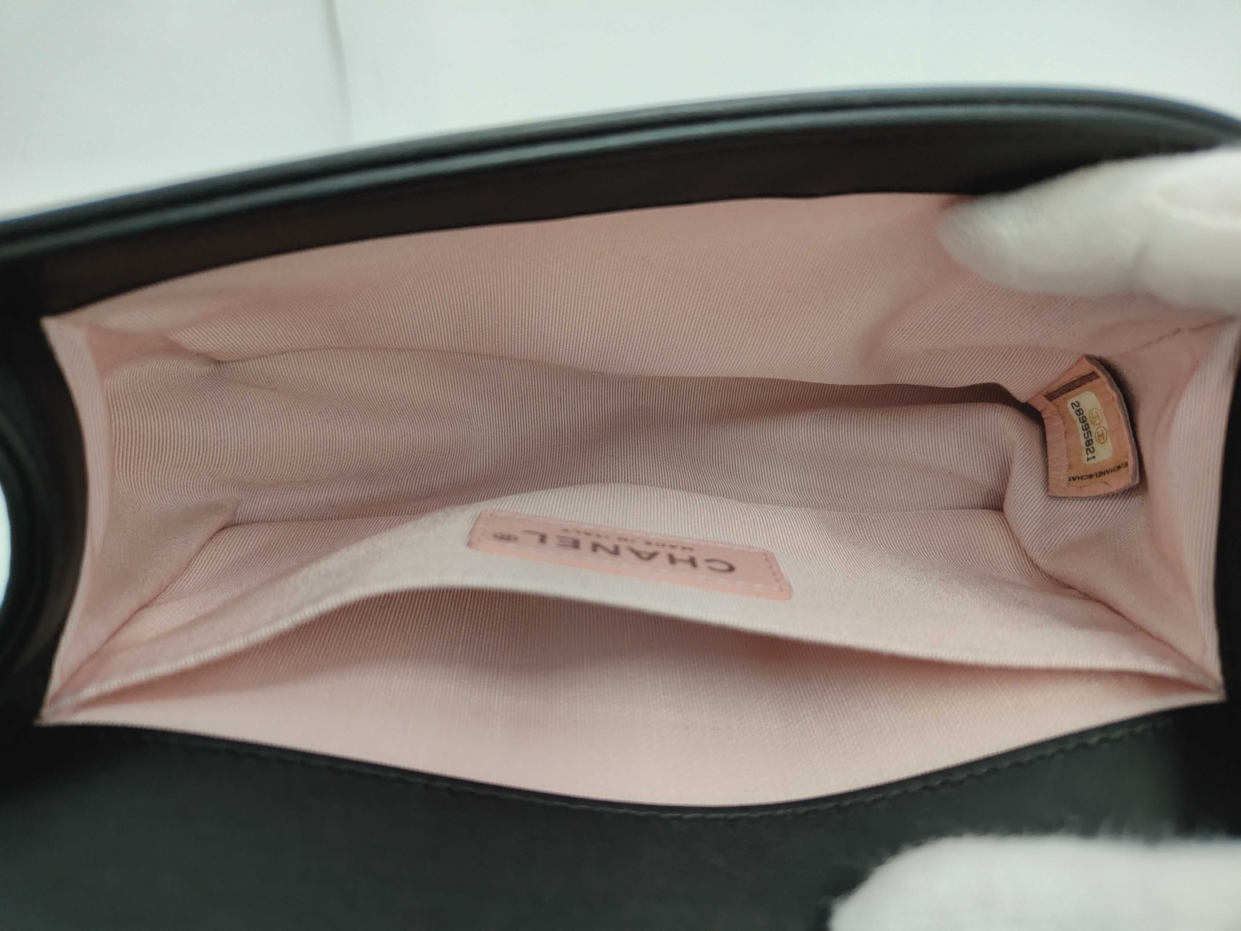 Le Boy Black Shoulder Bag — view 9